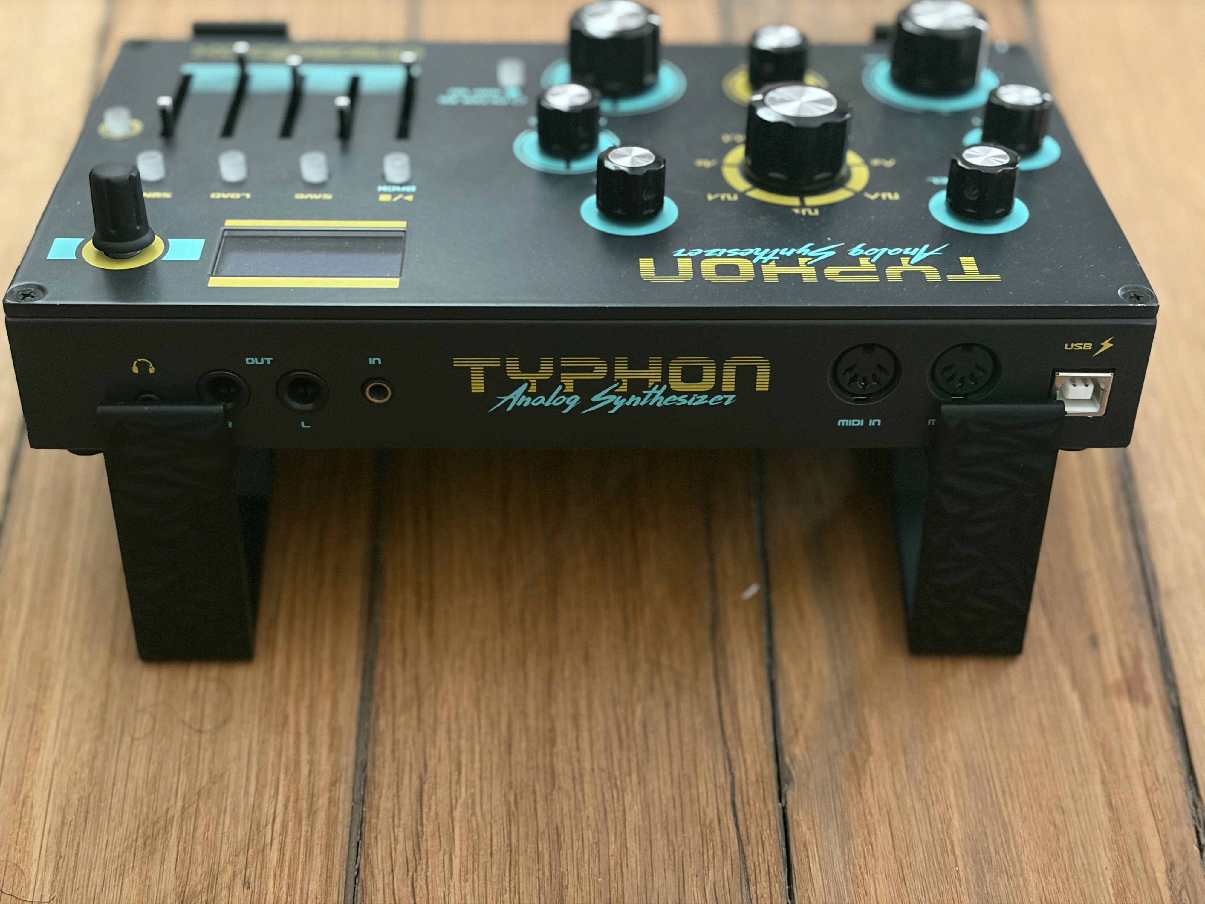 Dreadbox Typhon (75648)