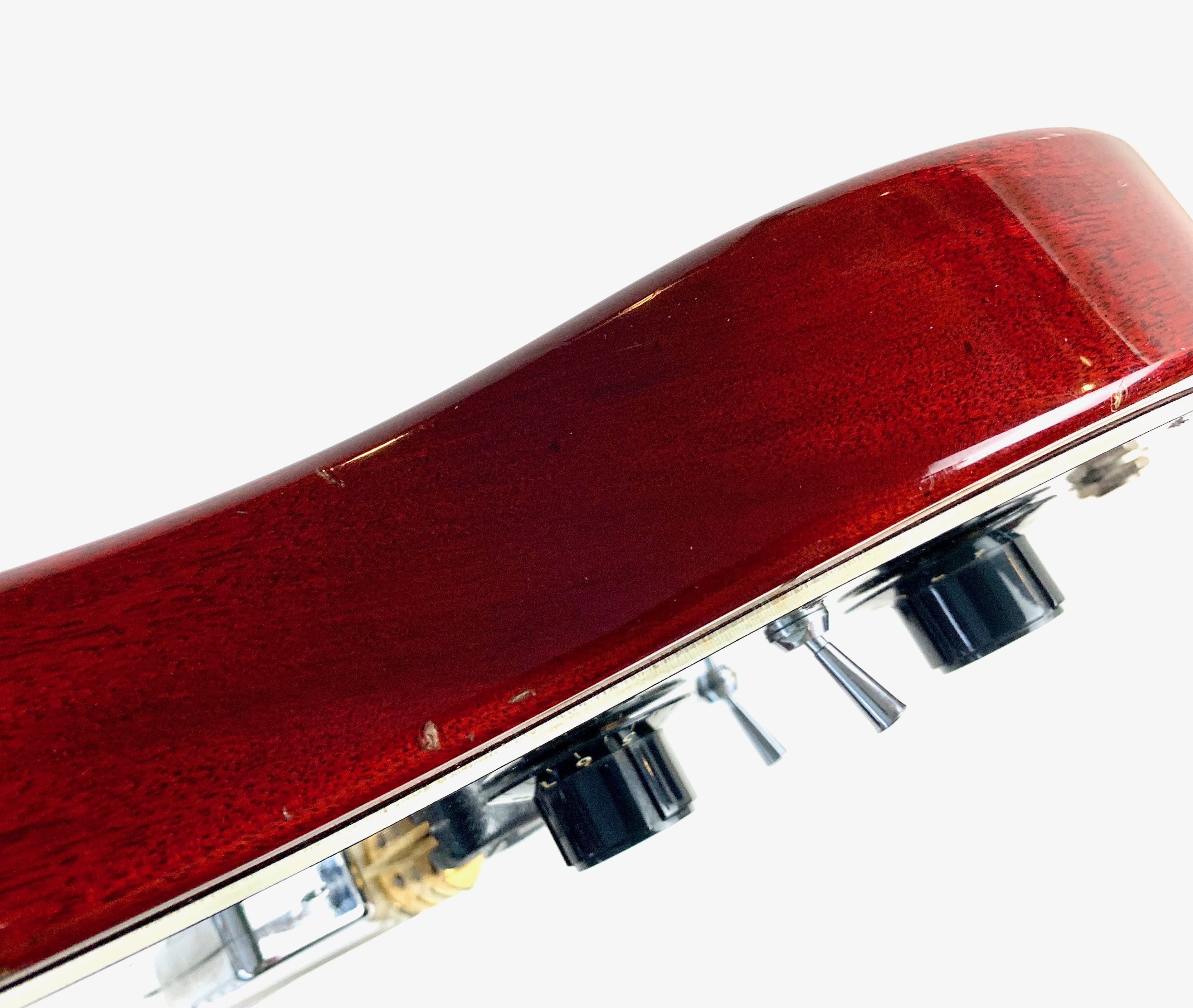 Ovation Breadwinner (68811)
