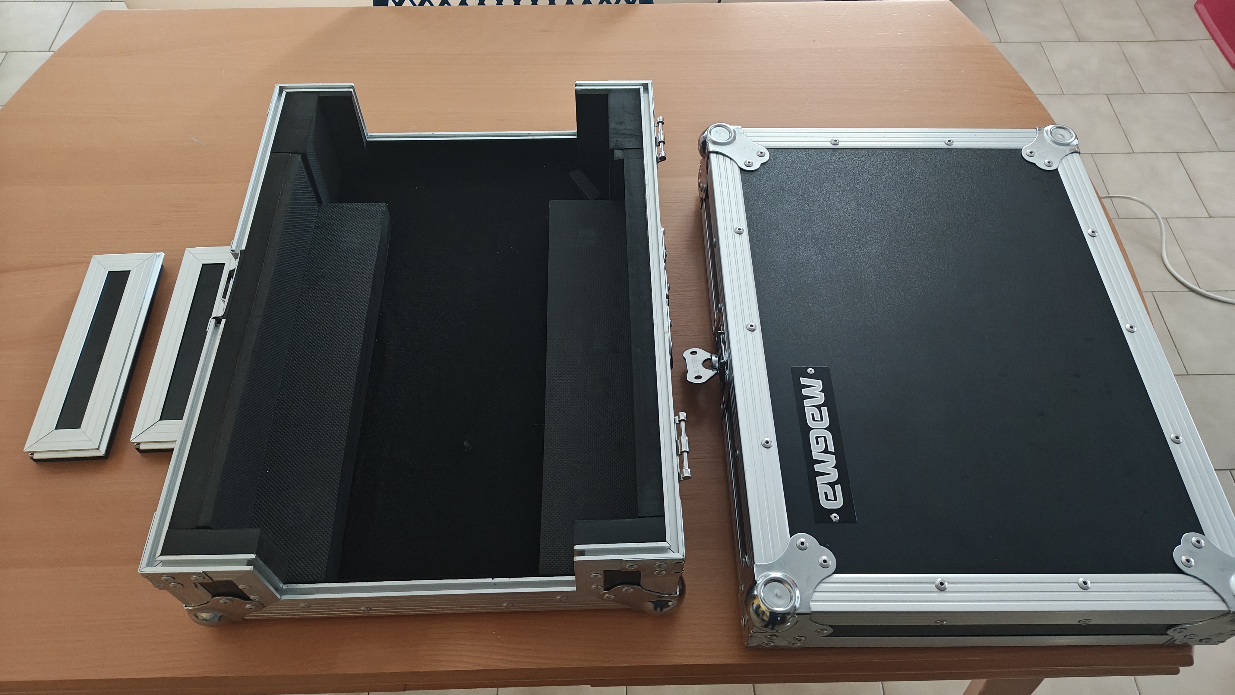 Fly Case MAGMA Pour une Platine Pioneer CDJ