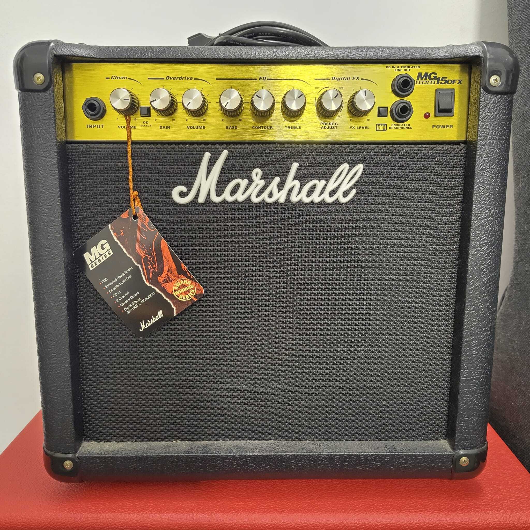 Marshall MG15 DFX