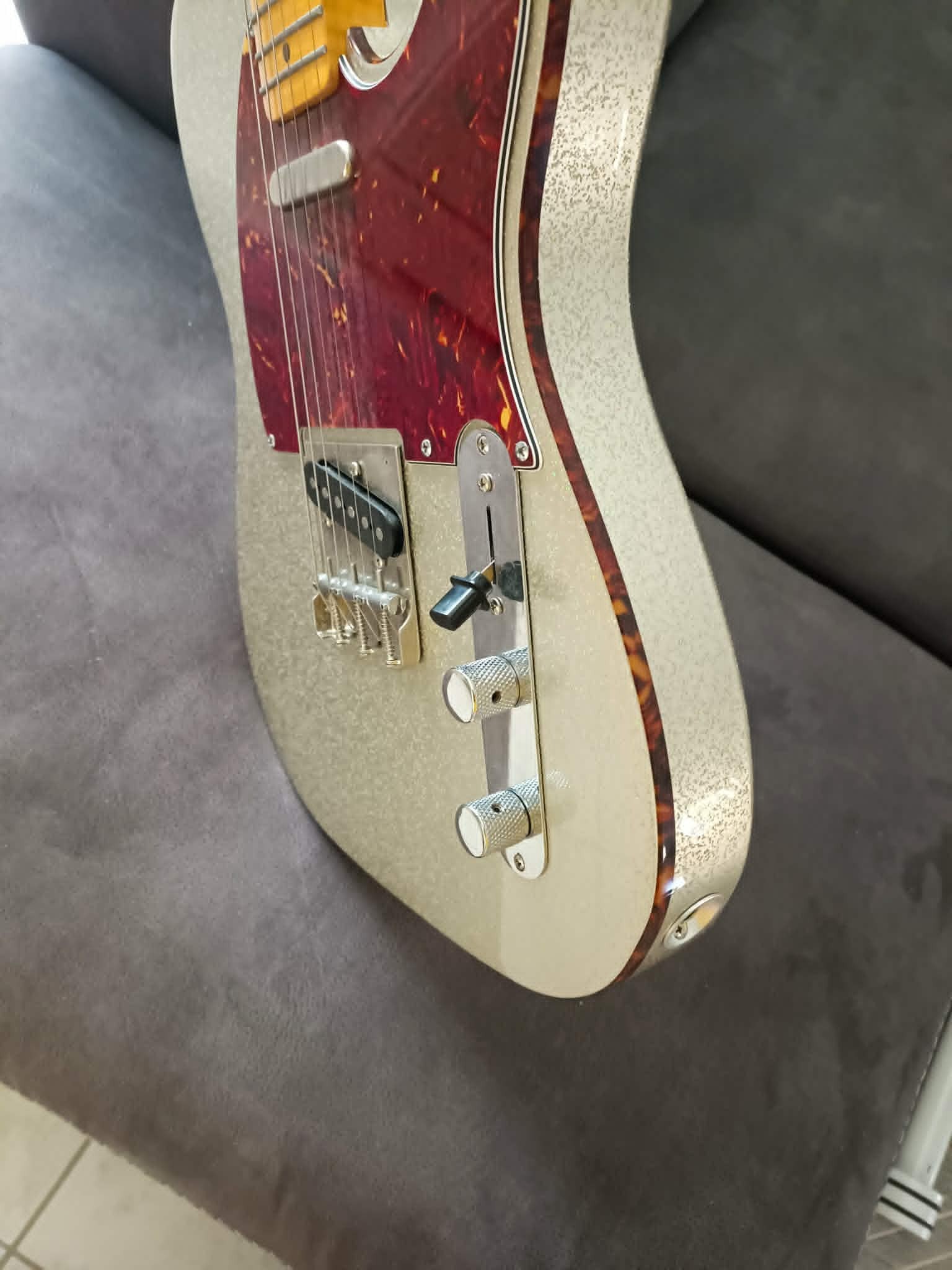 Fender Telecaster grise pailletée