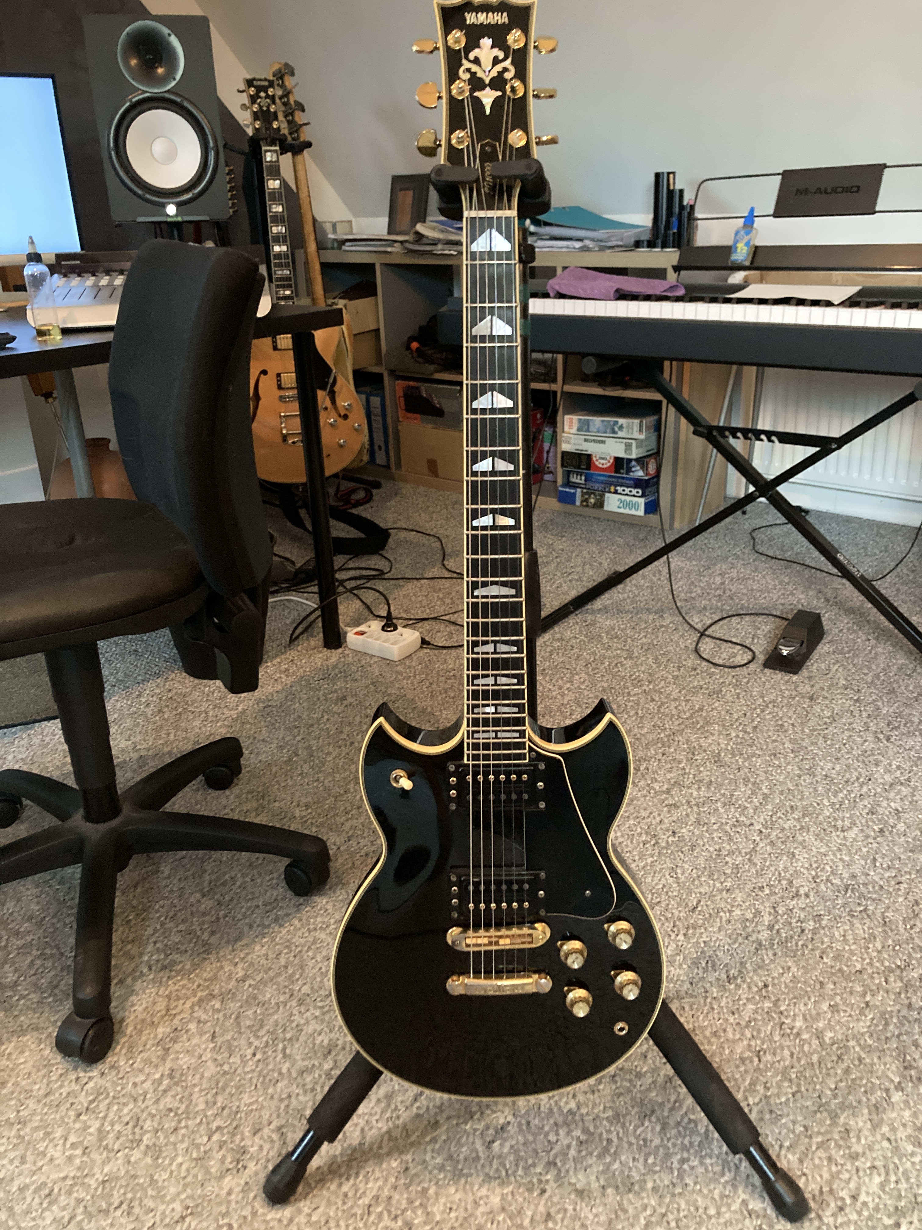 Vends Guitare SG 1000 Yamaha