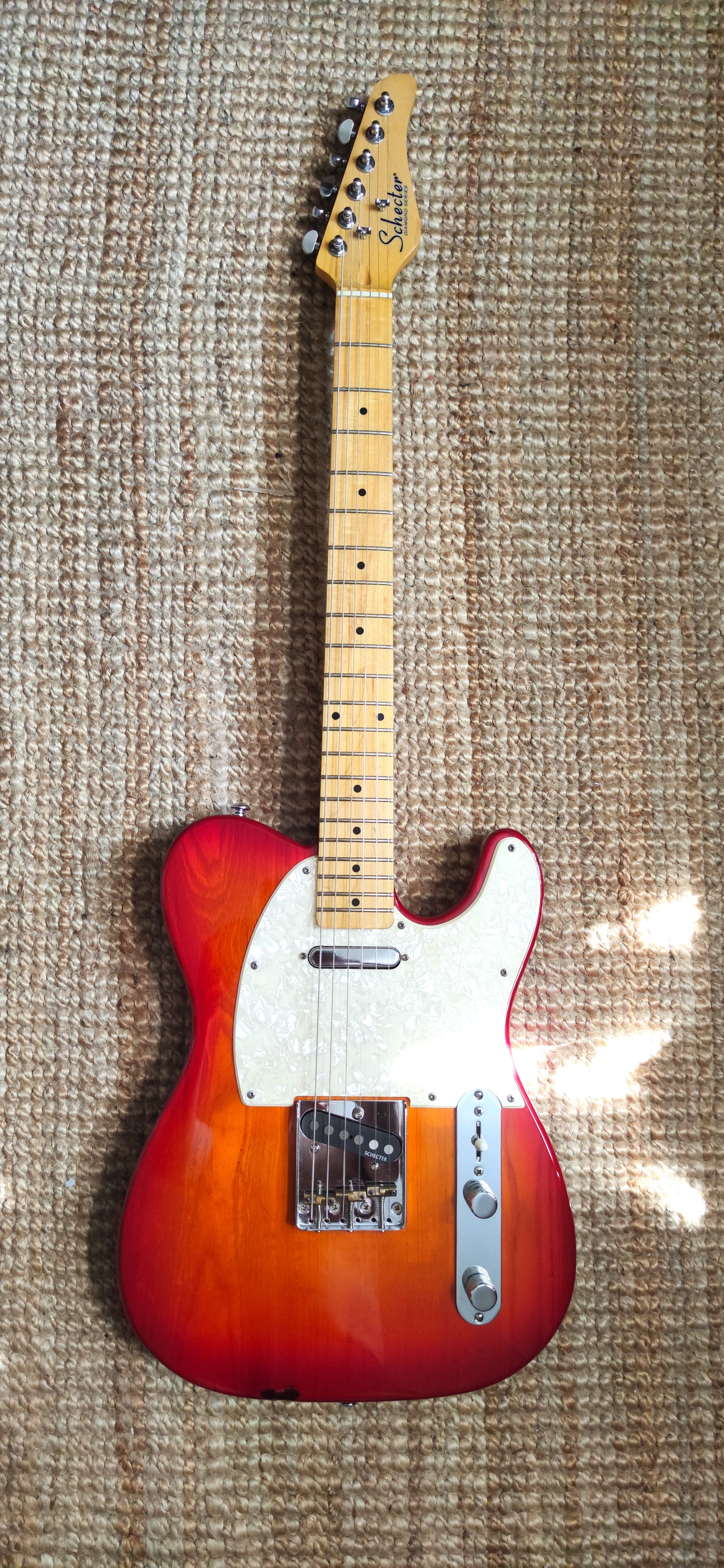 Telecaster Schecter Diamond Series PT Standard Swamp Hash Aged Cherry Burst