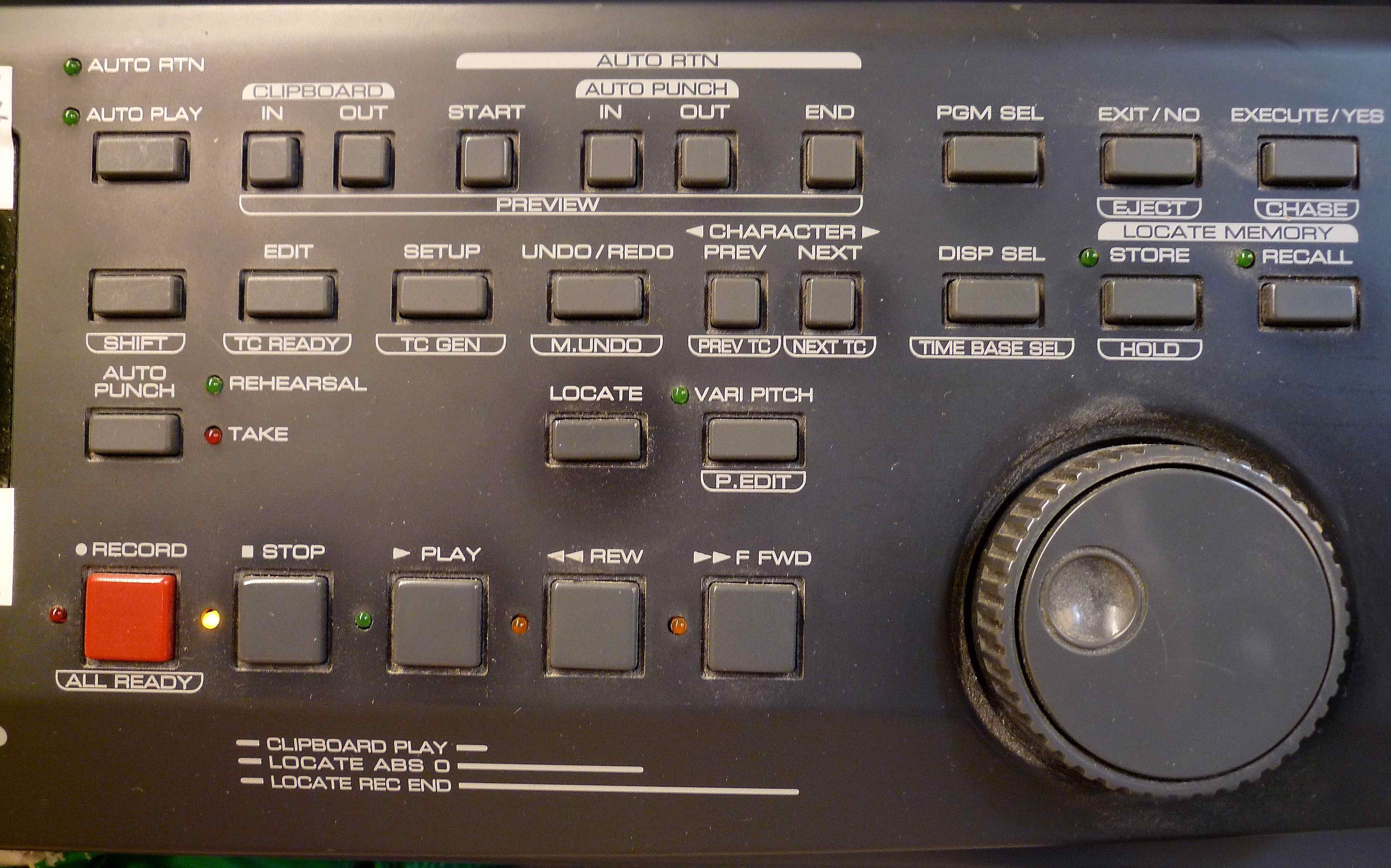 D2424 COMMANDES