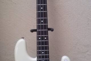 Fender Precision Bass Japan
