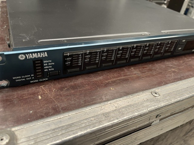 YAMAHA AD8HR 