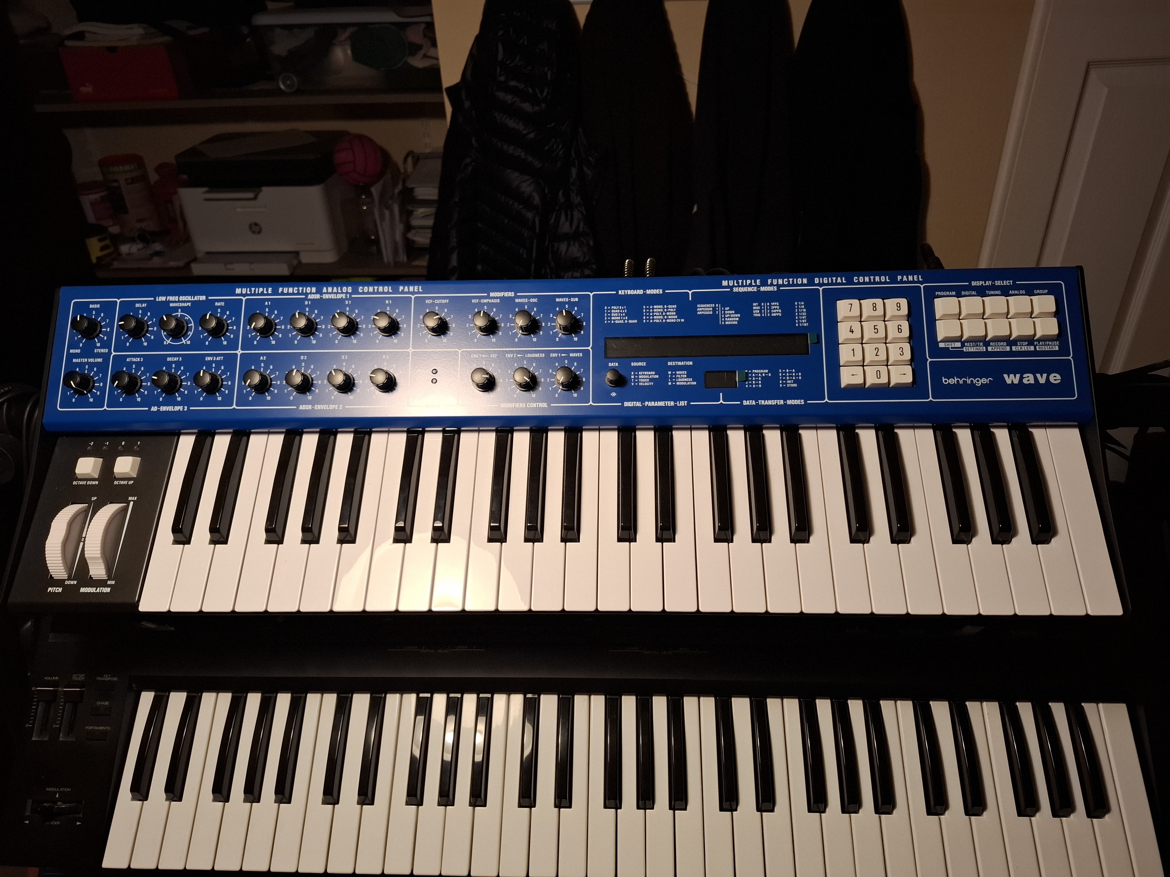 Behringer Wave (47931)