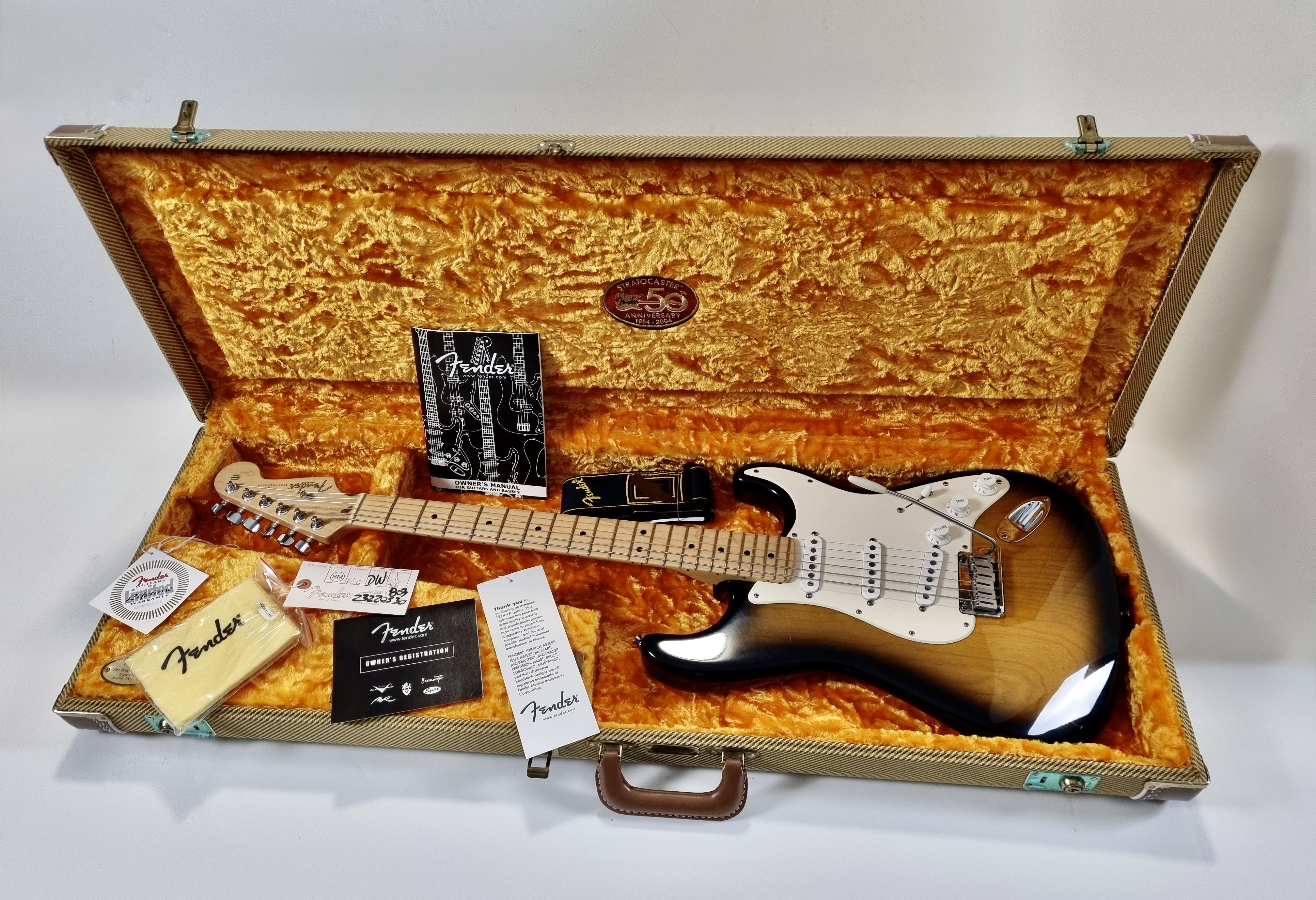 Fender 50th Anniversary American Stratocaster (2004) (28687)