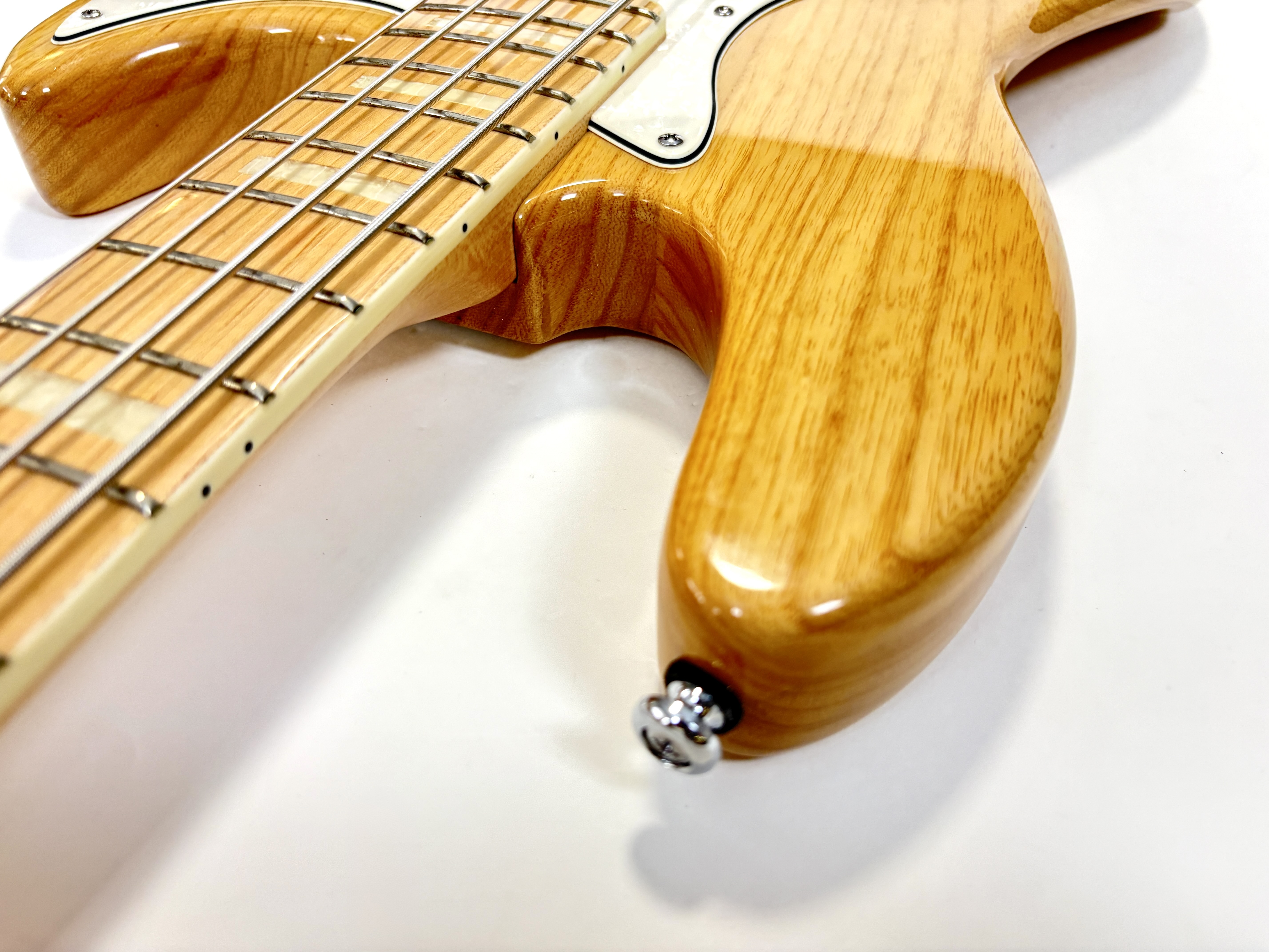 Sire Marcus Miller V7 Ash Reissue 4ST (50744)