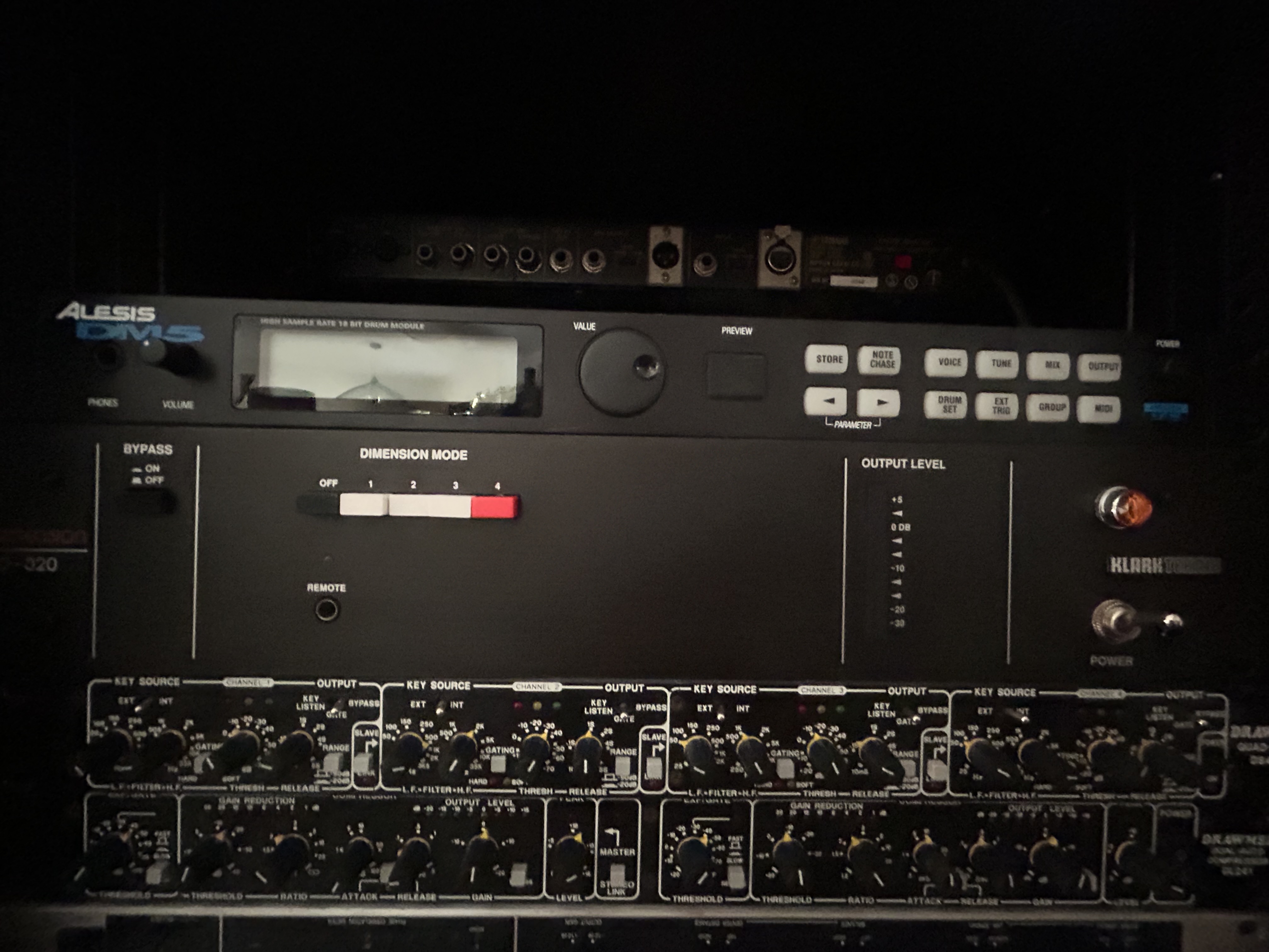 Klark teknik BBD 320