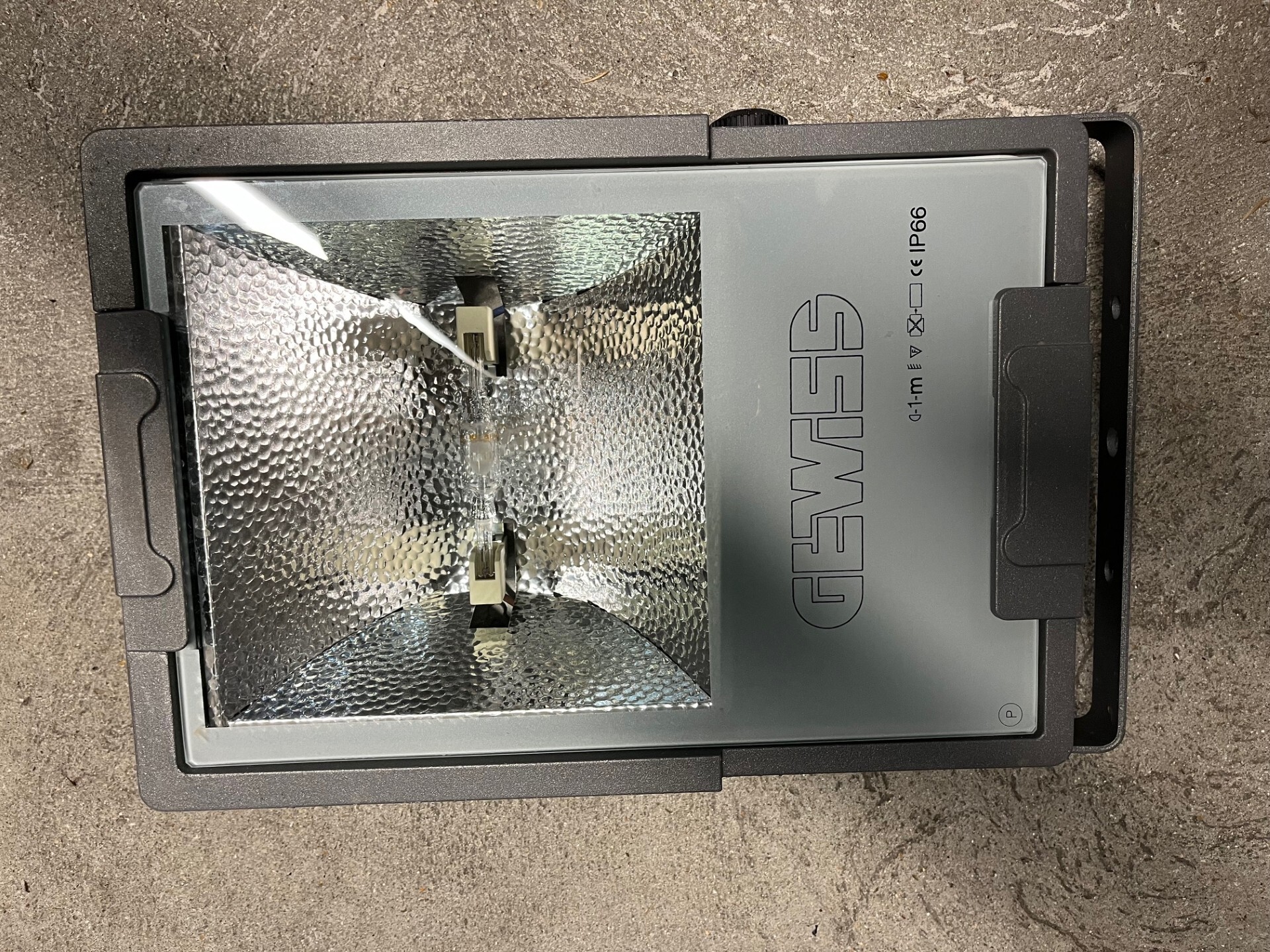 Projecteur ext 1