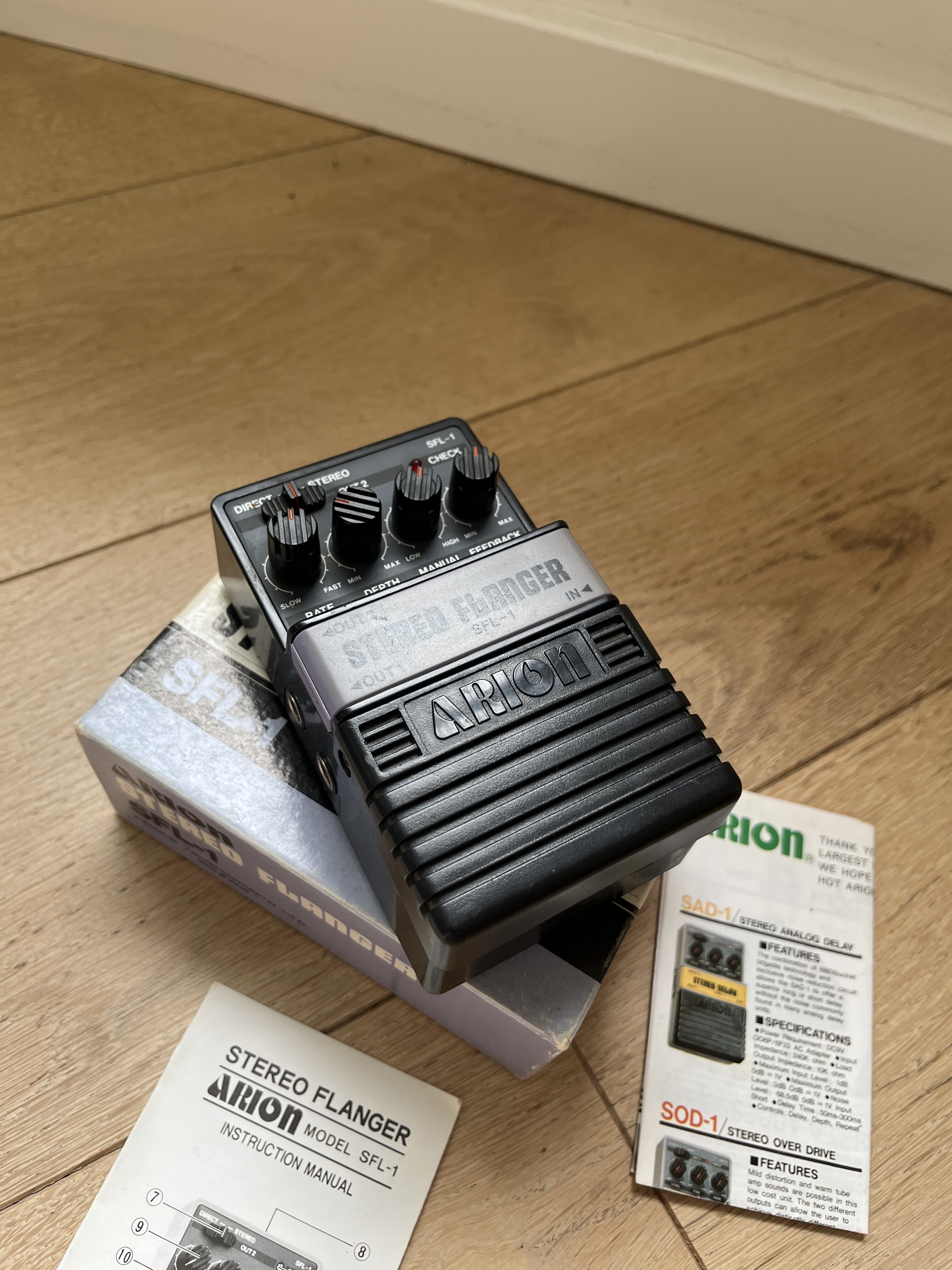 Pédale effet guitare Arion SFL-1 Stereo Flanger