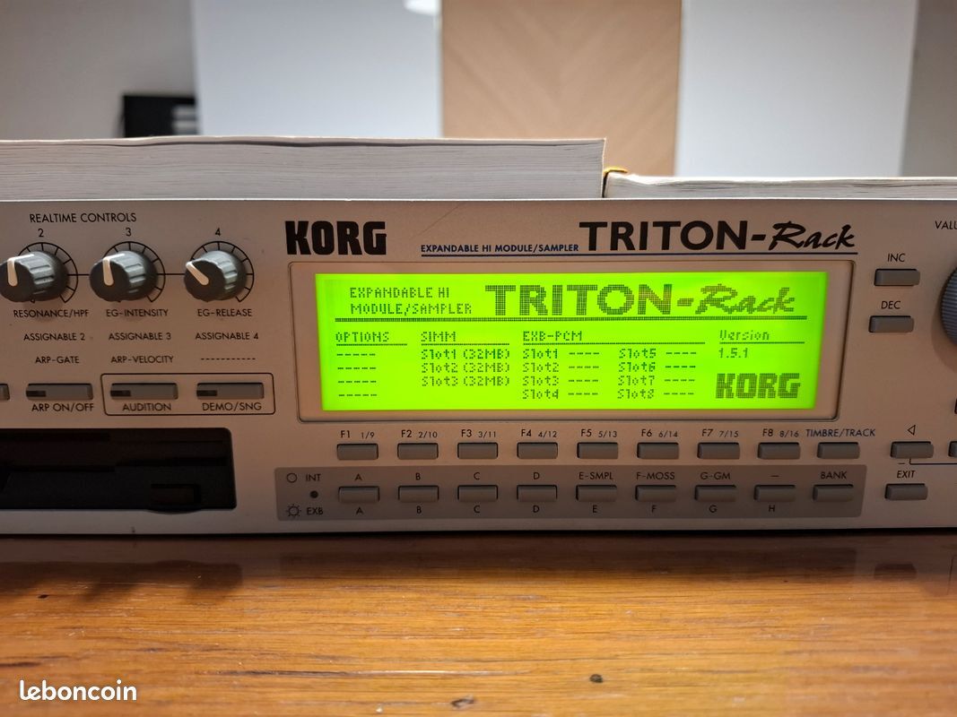 KORG TRITON Rack