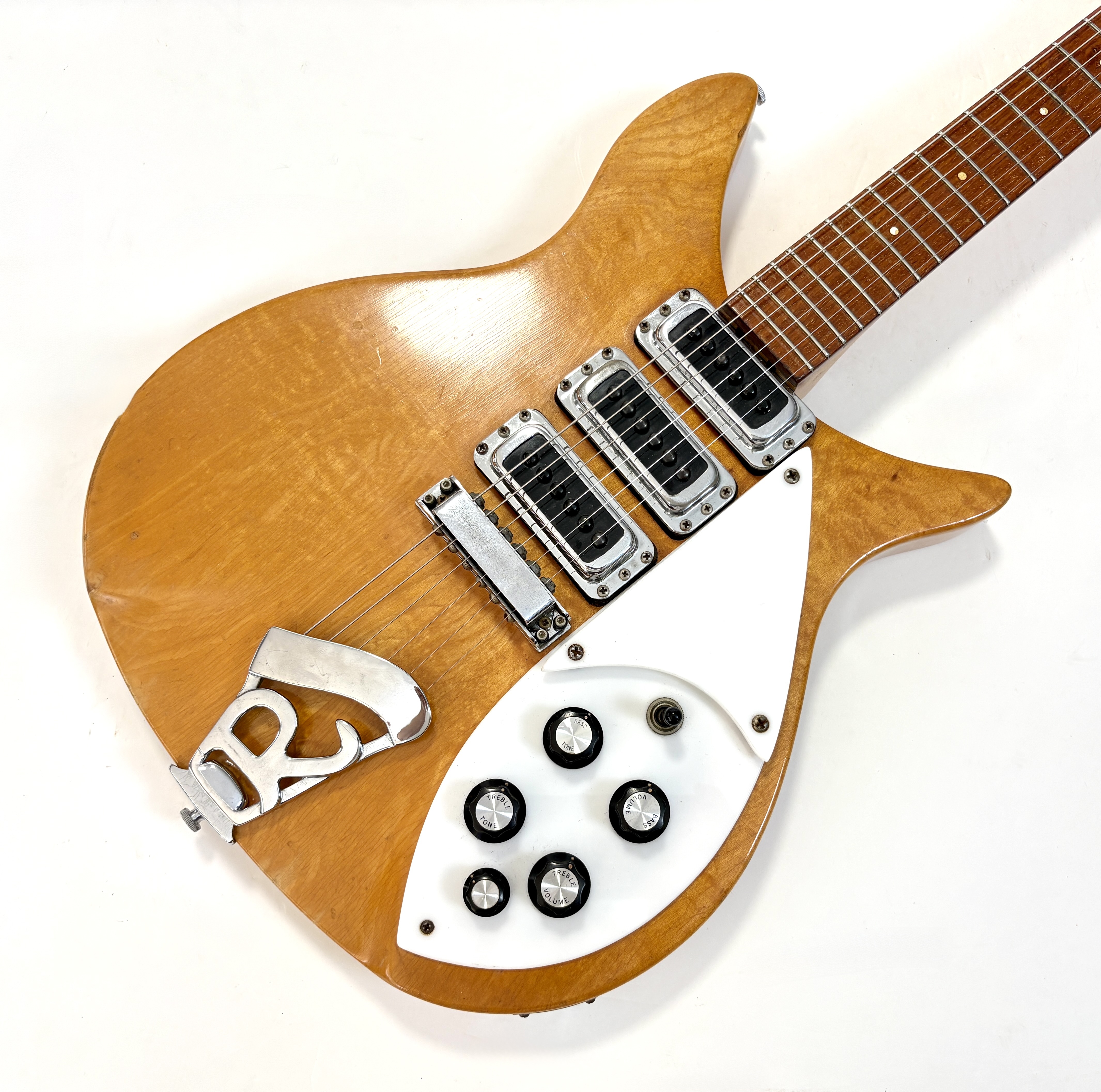 Rickenbacker 320 (85927)