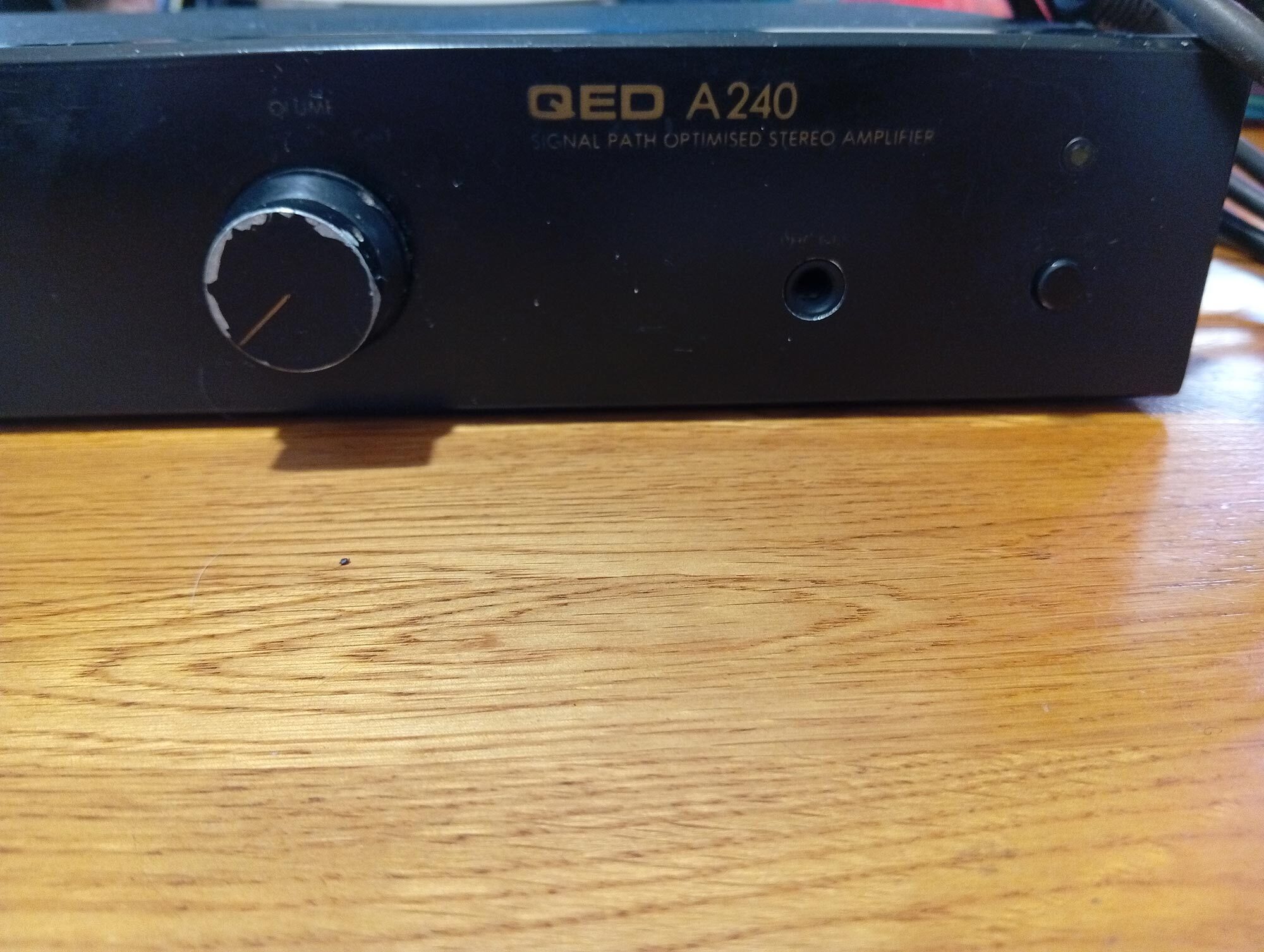 QED A240 (26867)