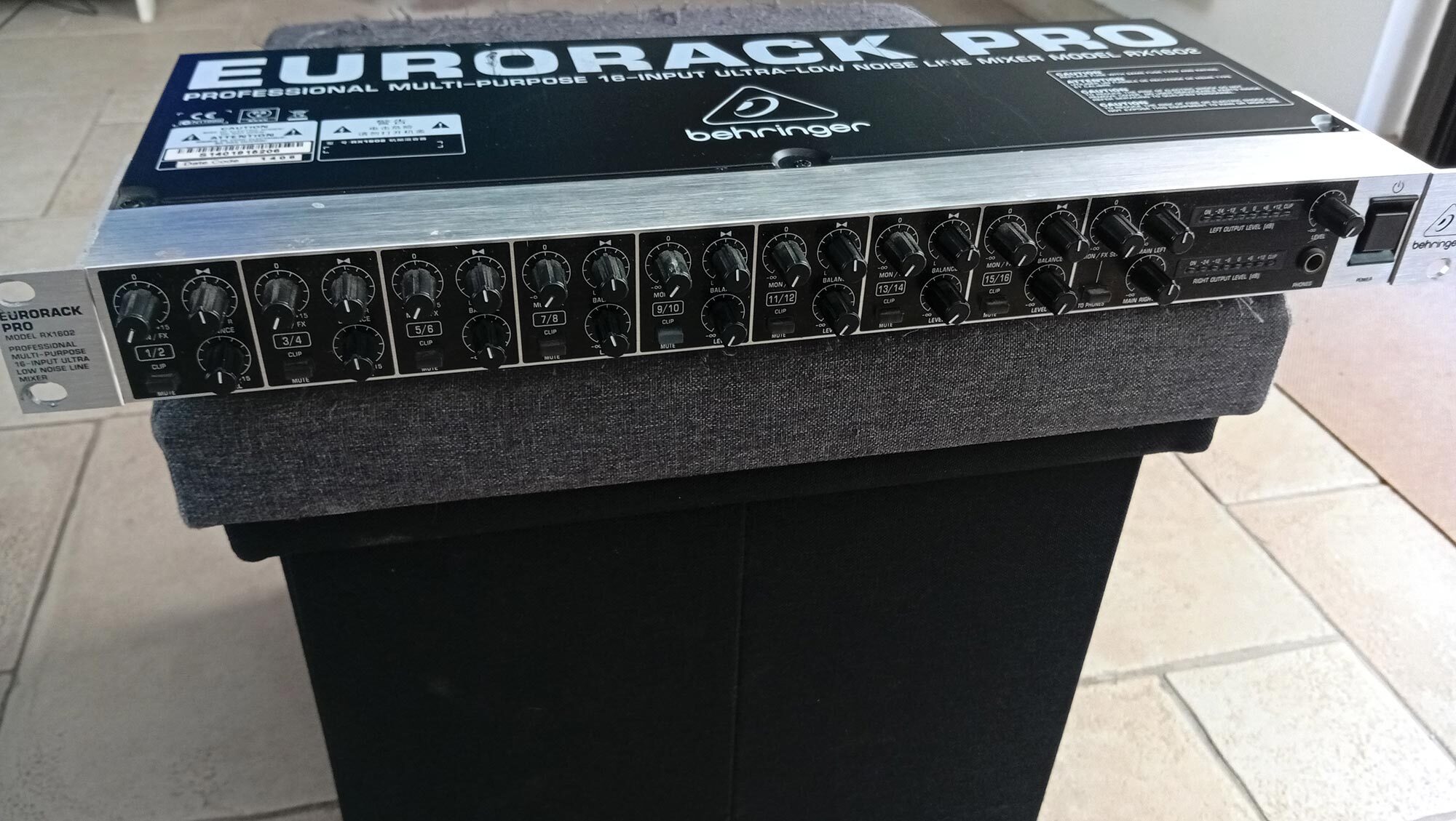 Vends Behringer Eurorack RX1602
