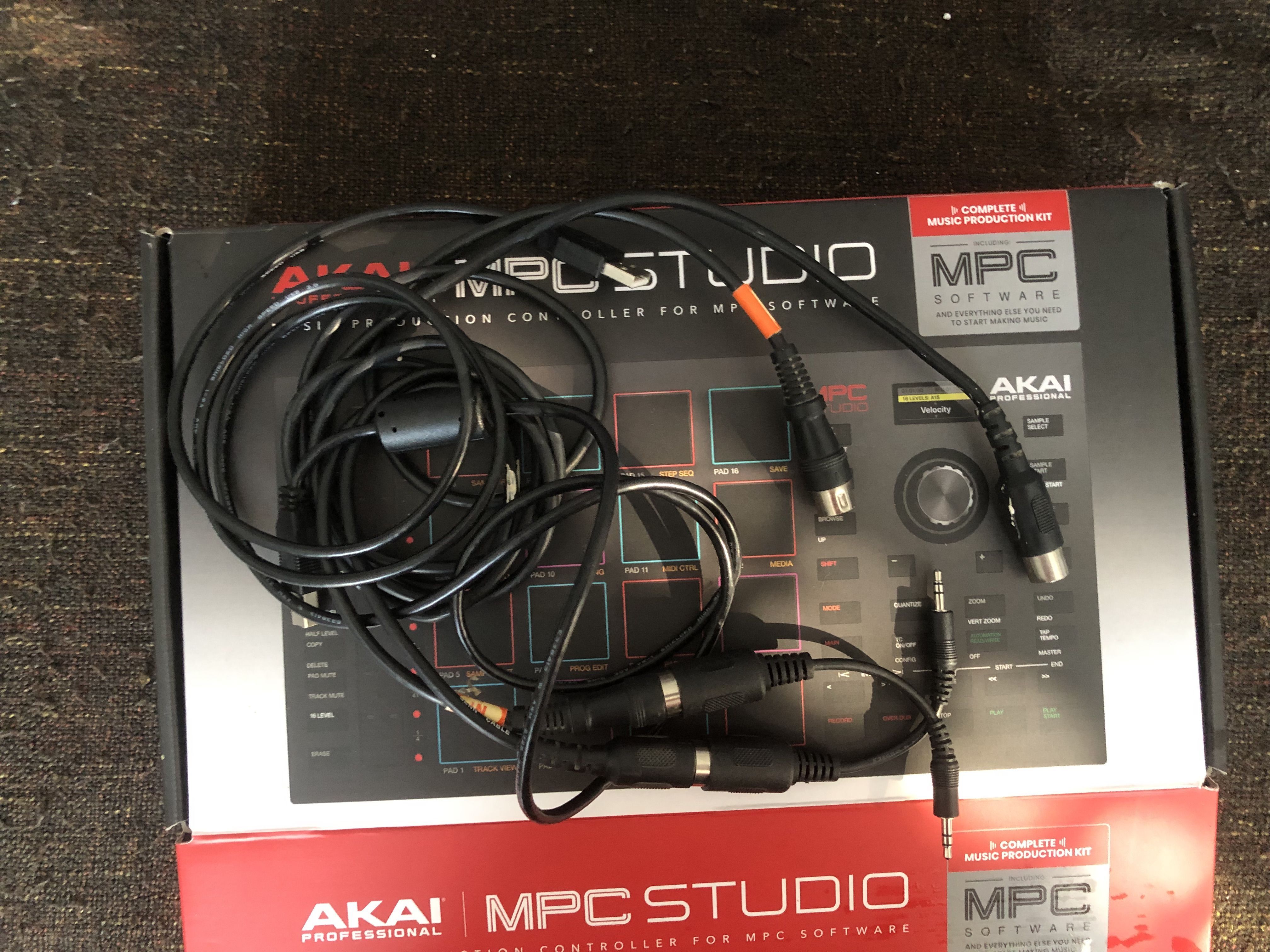 MPC Studio MKII 05