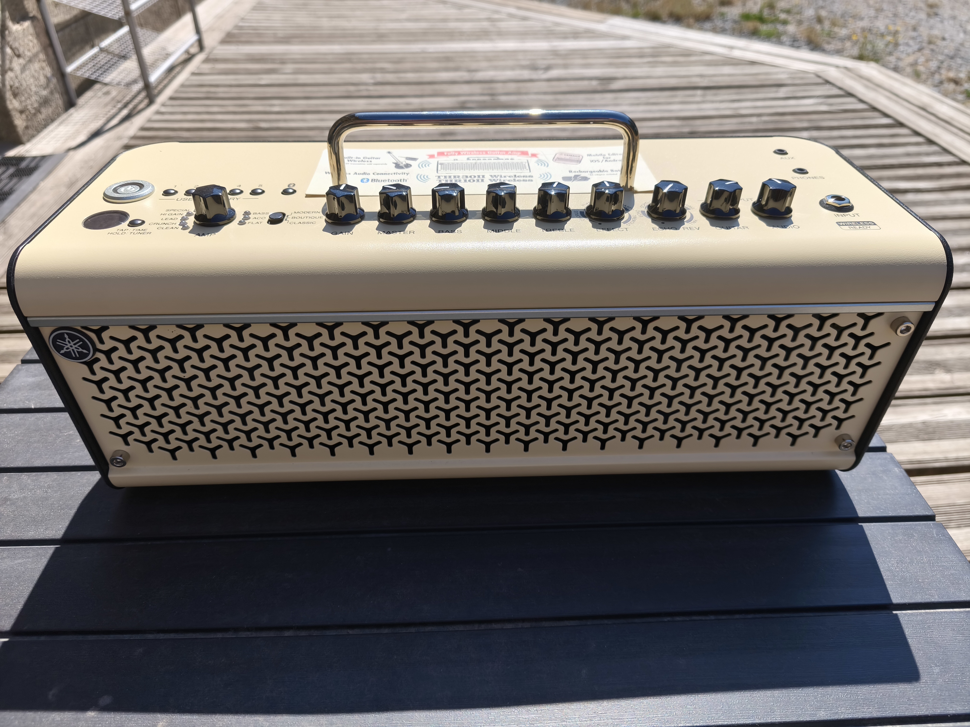 A saisir Ampli Combo Yamaha THR30II