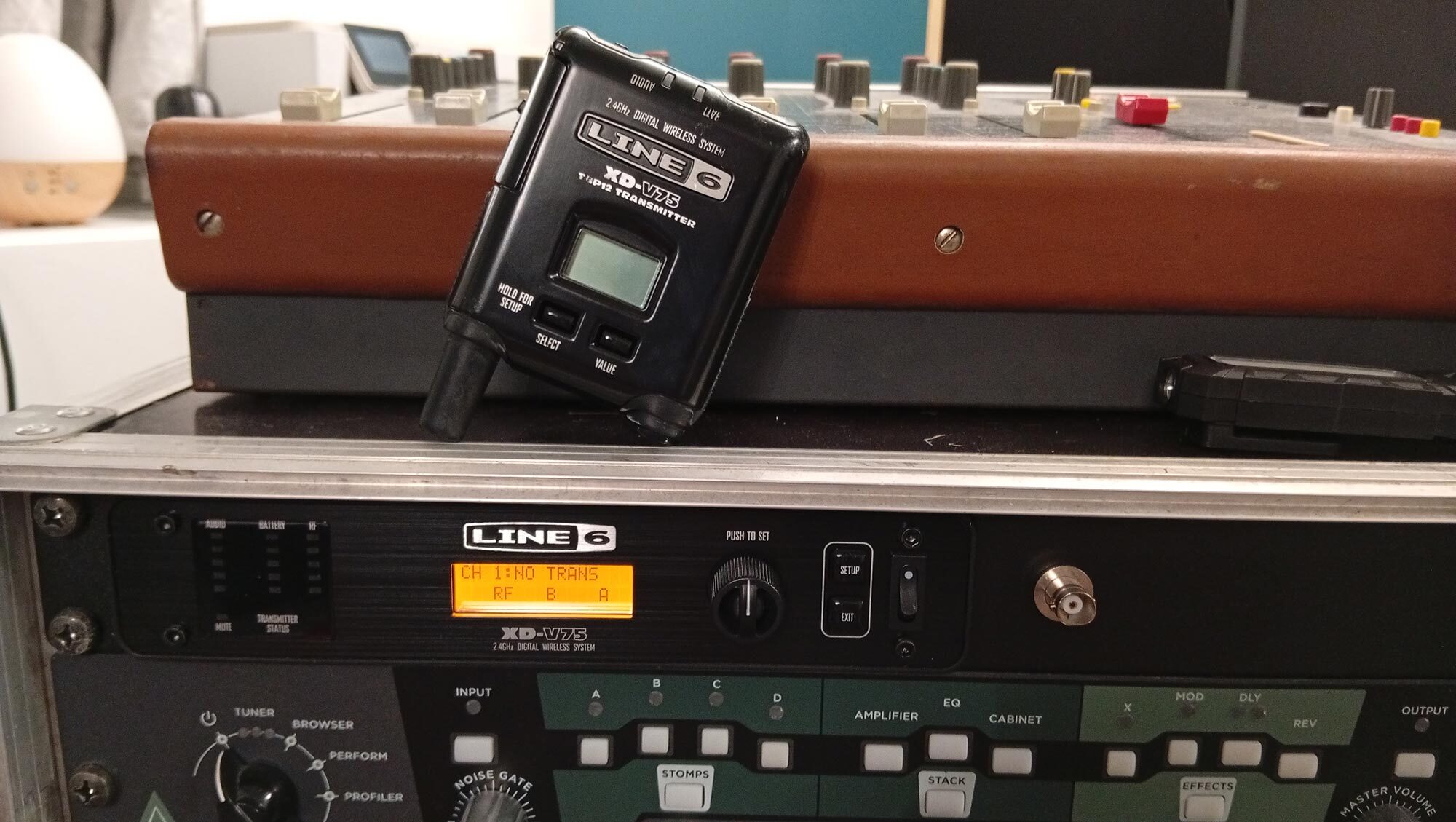 Vends Line 6 XD-V75TR
