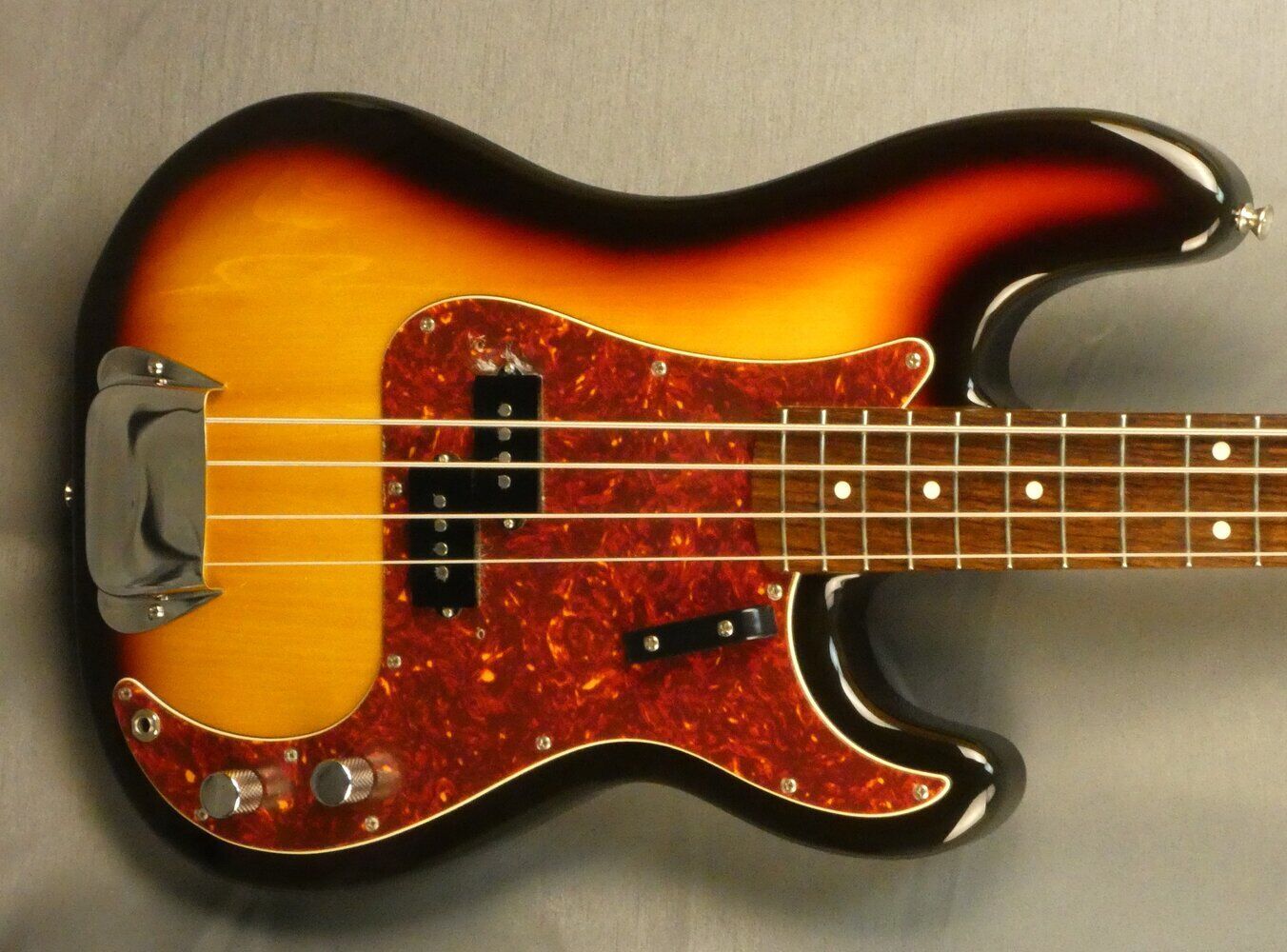 fender-precision-bass-5428562