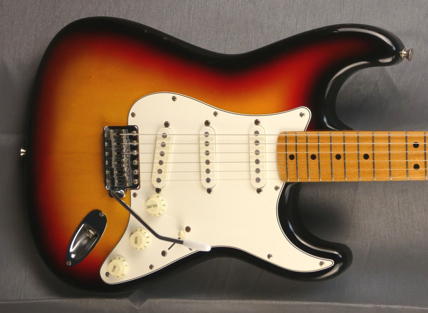 fender-stratocaster-st-5277063