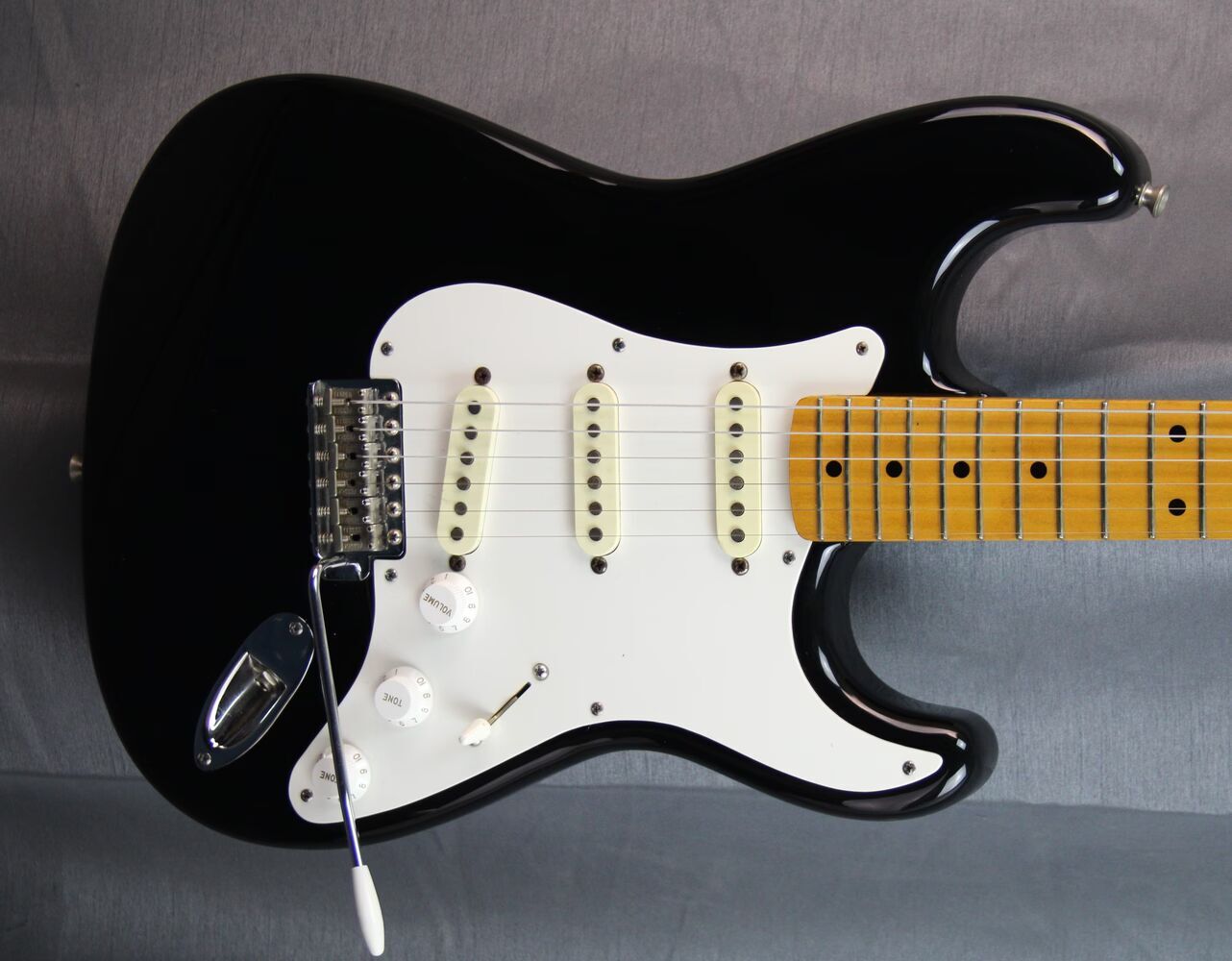fender-stratocaster-st-5141124