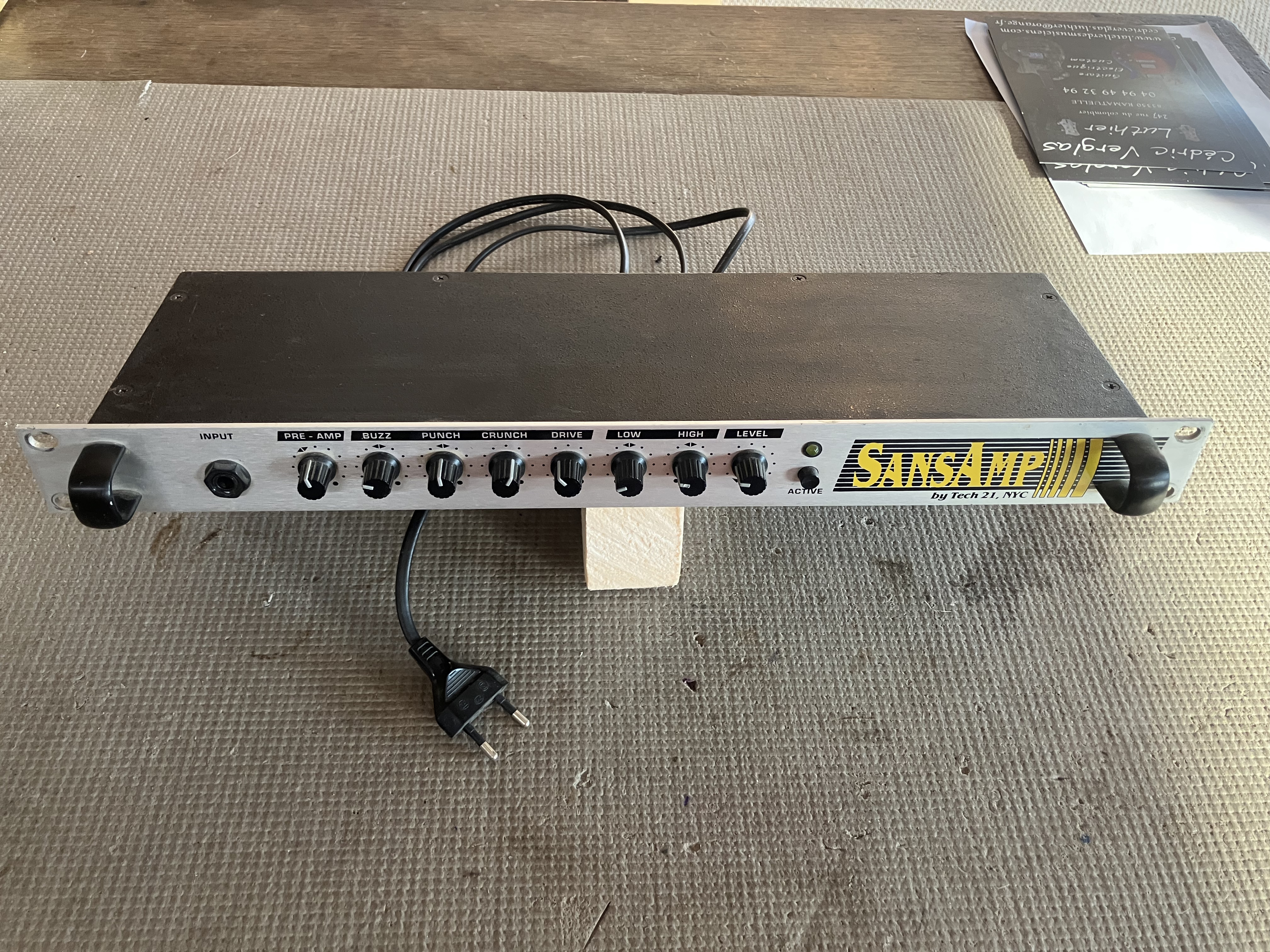 Tech 21 Sansamp rackmount 220V
