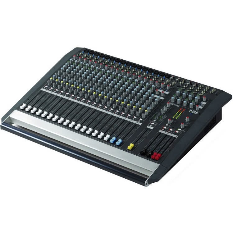Allen & Heath PA20 + Flight Case – Très bon état – 550 €