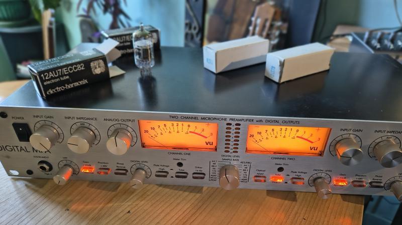 PREAMP ET CONVERTISSEUR ADC