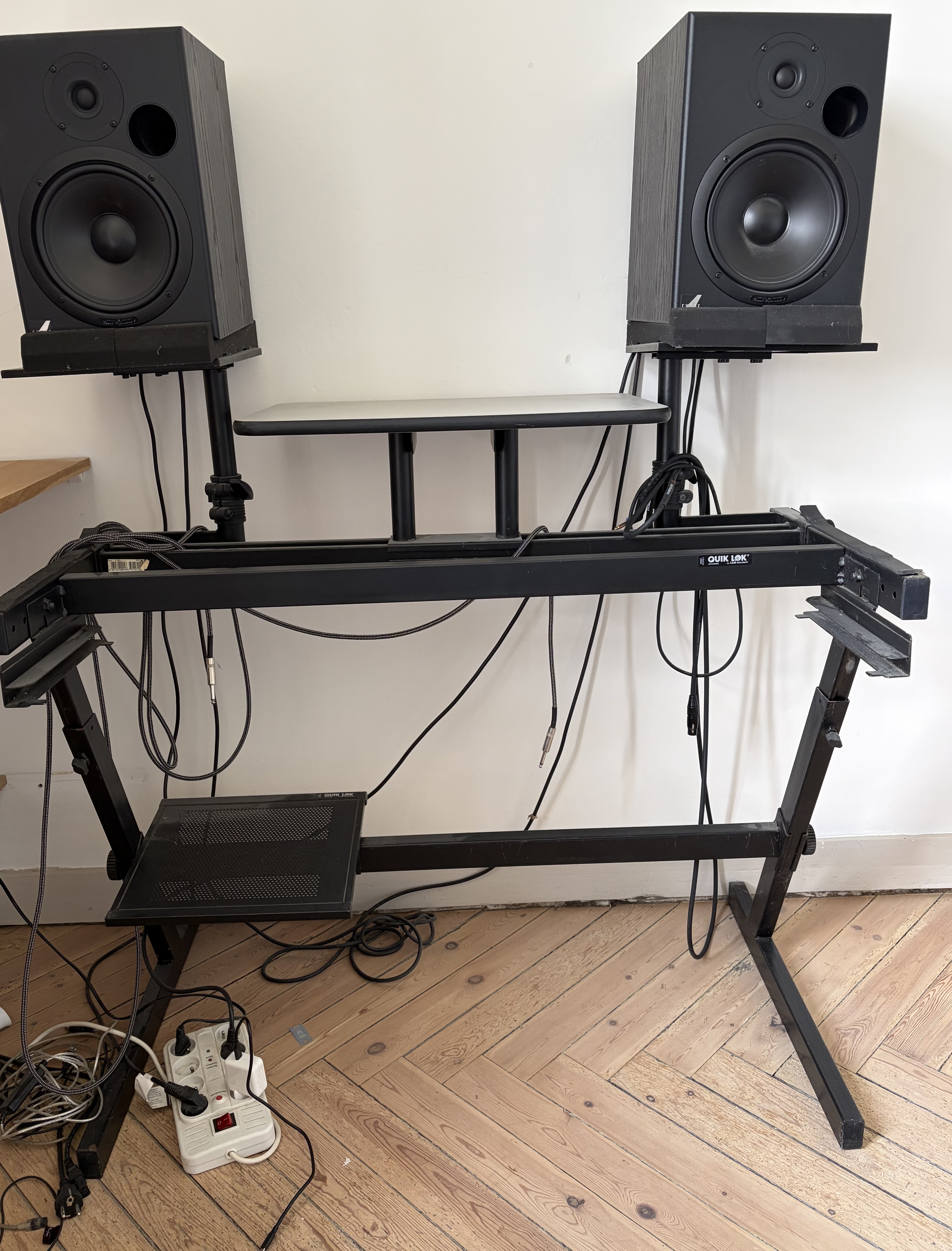 Stand synthétiseur Quik Lok Z/726L complet – très bon état