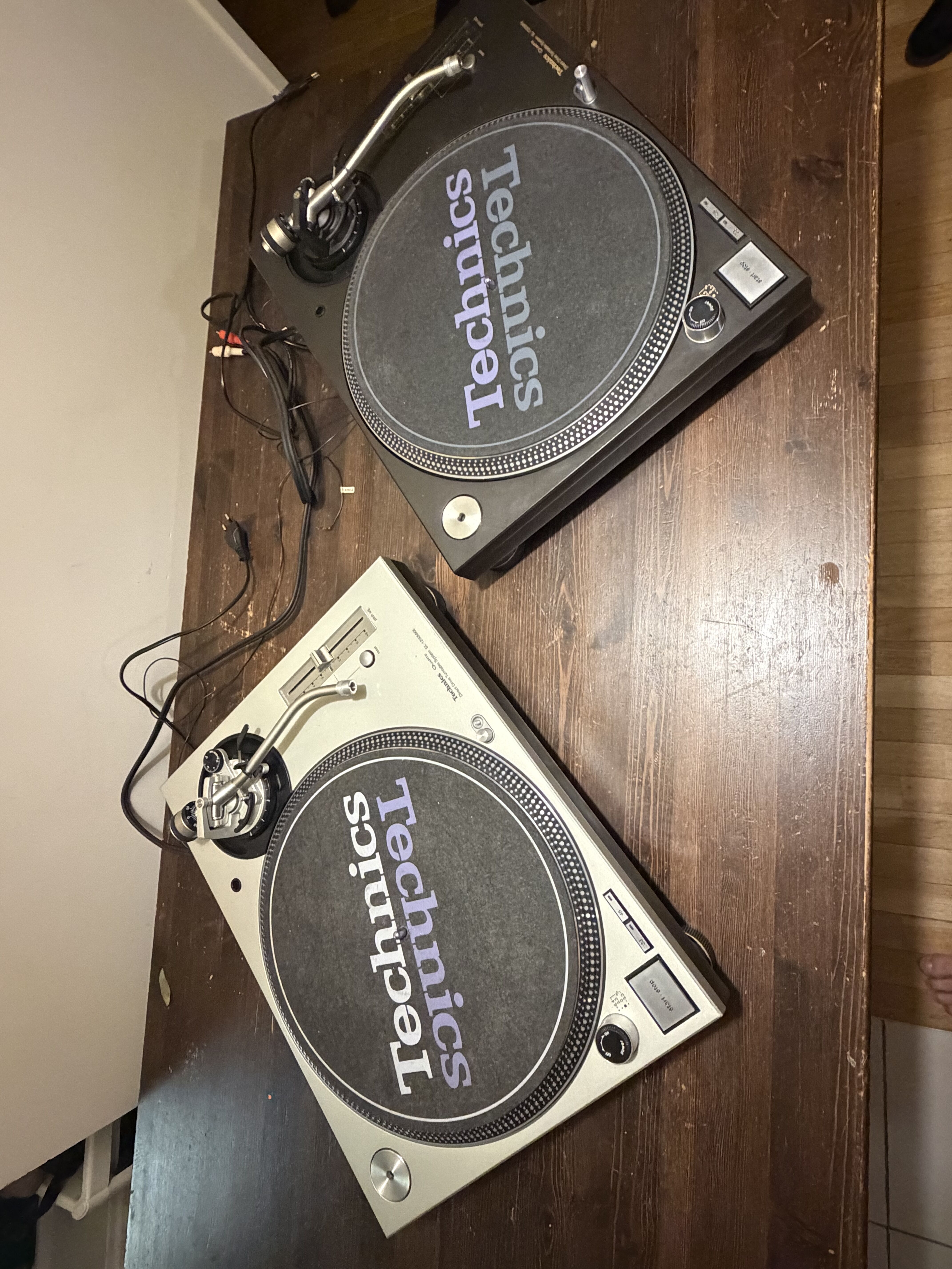 Paire de Technics SL-1200 MK6 - Parfait état