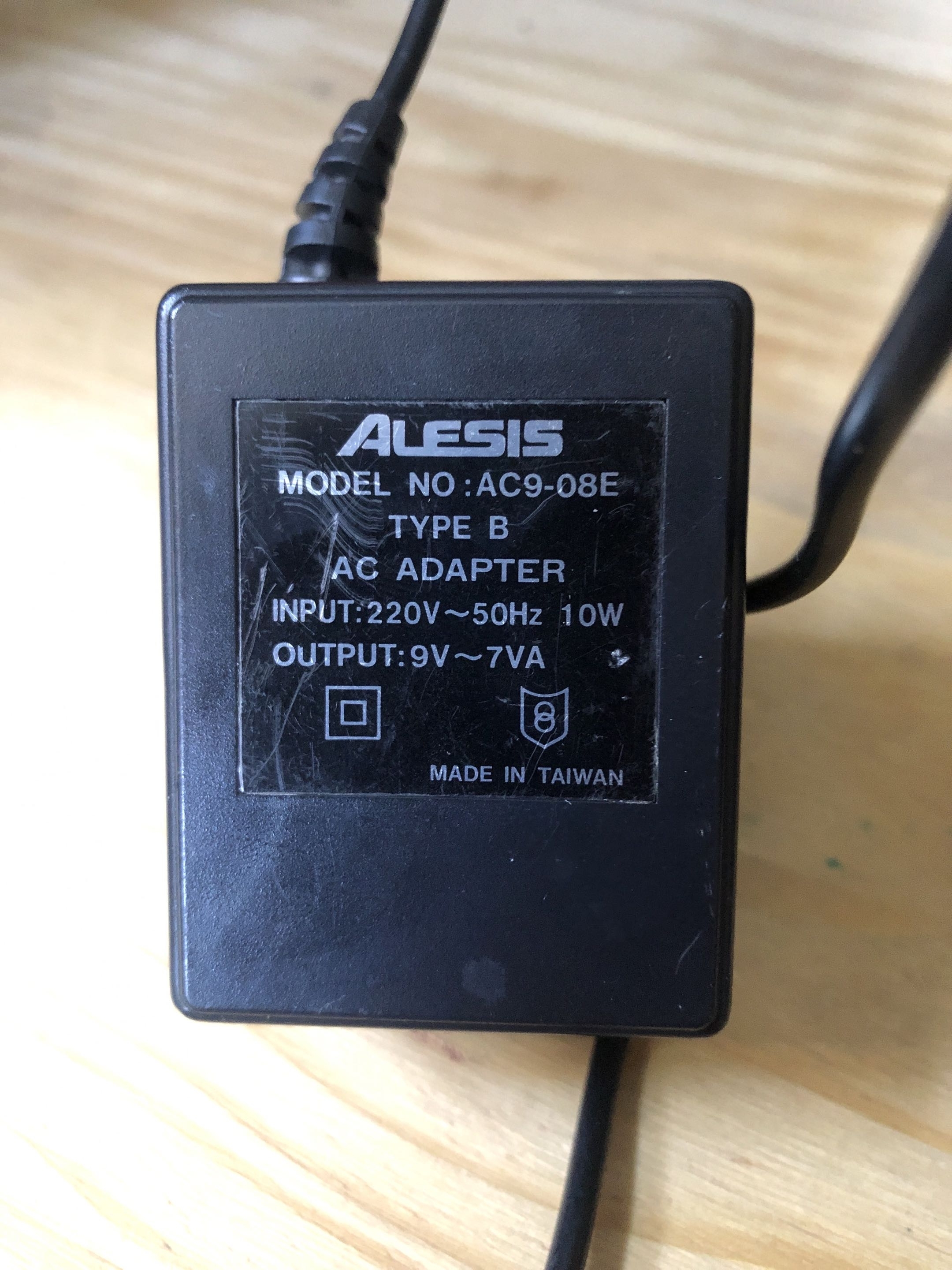 Alesis 3630 Compressor (85625)