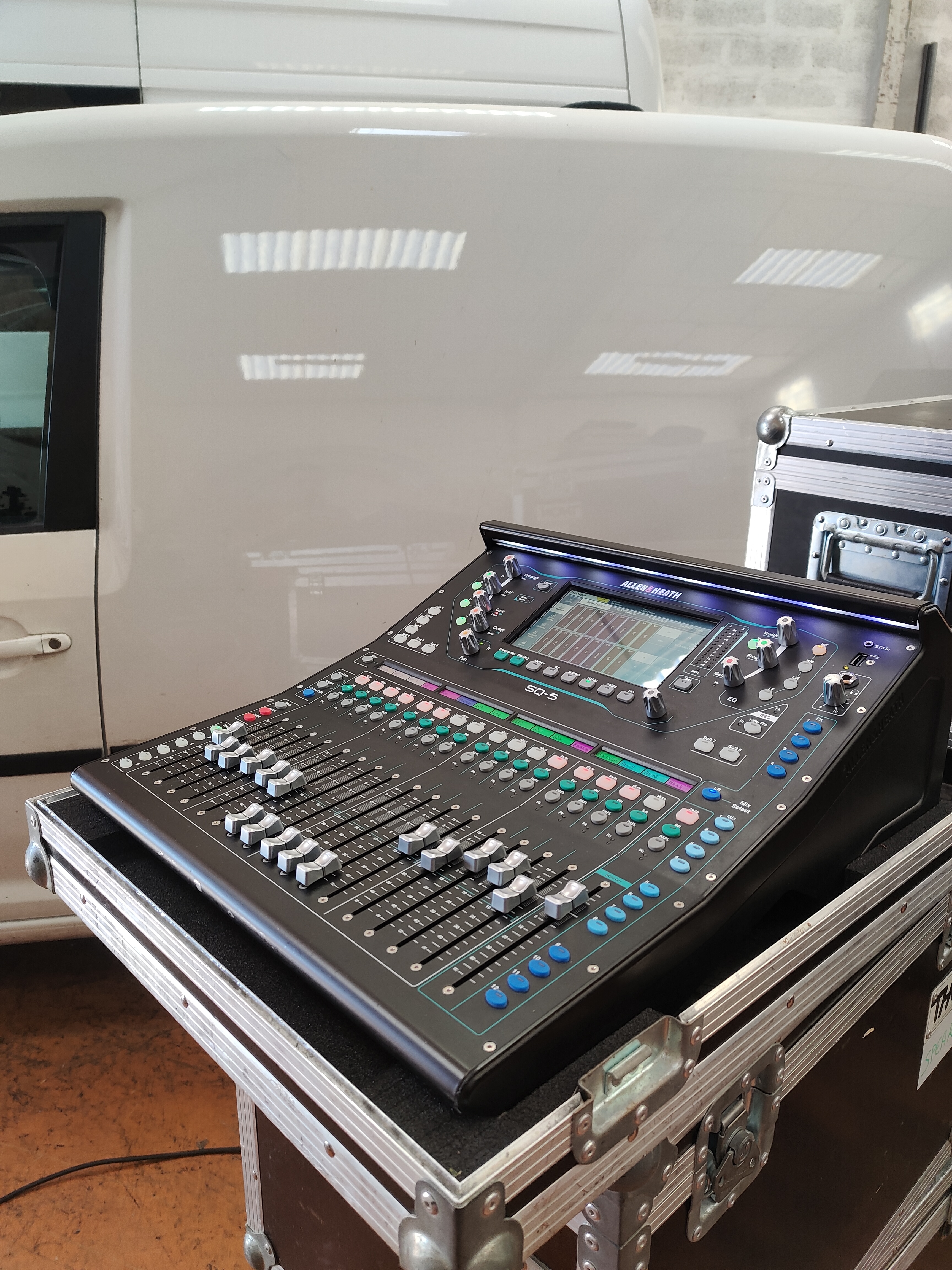 Vends Console numérique Allen & Heath SQ5 + Fly