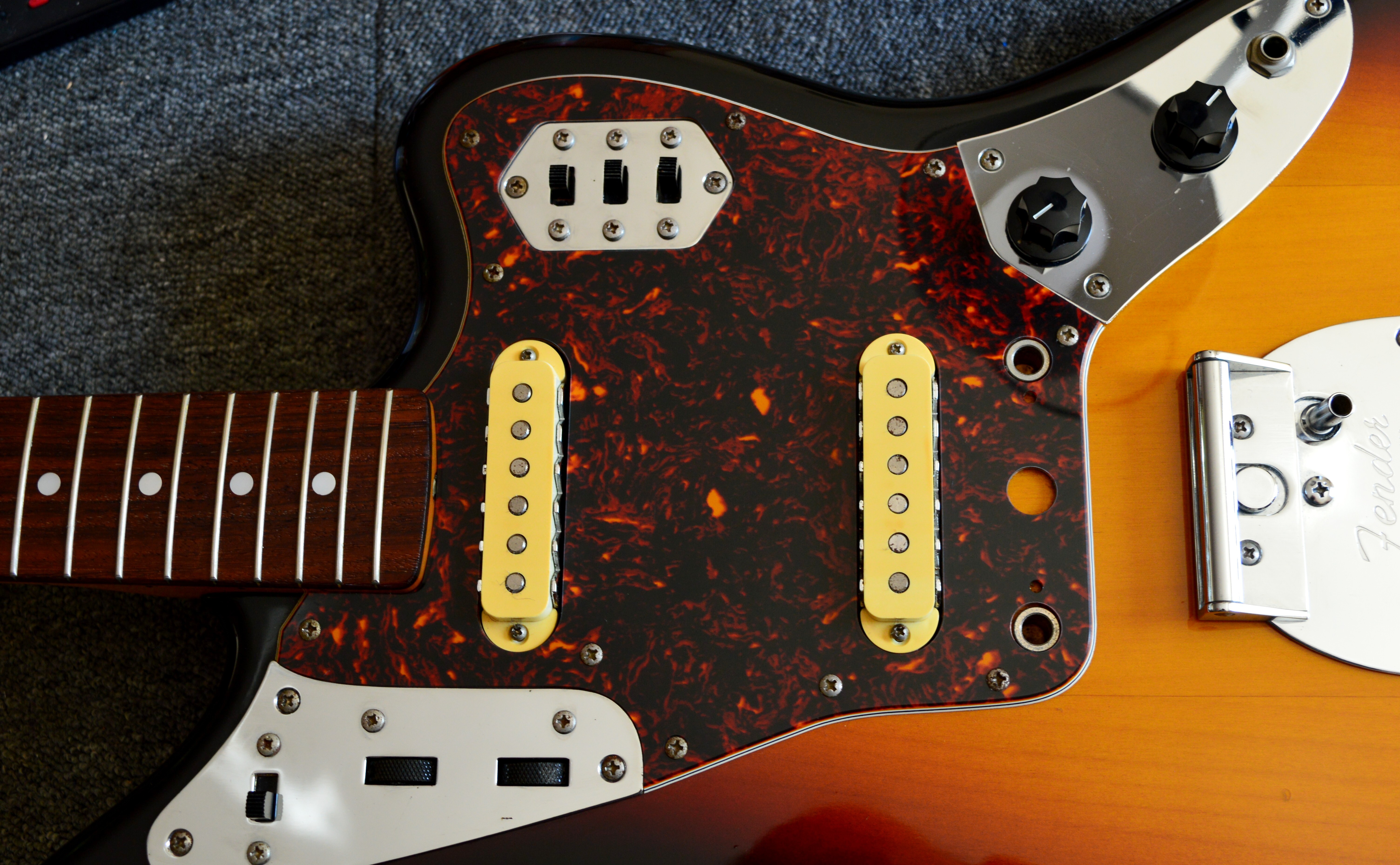 fender jaguard jg66-85 sunburst japan import japon (11)
