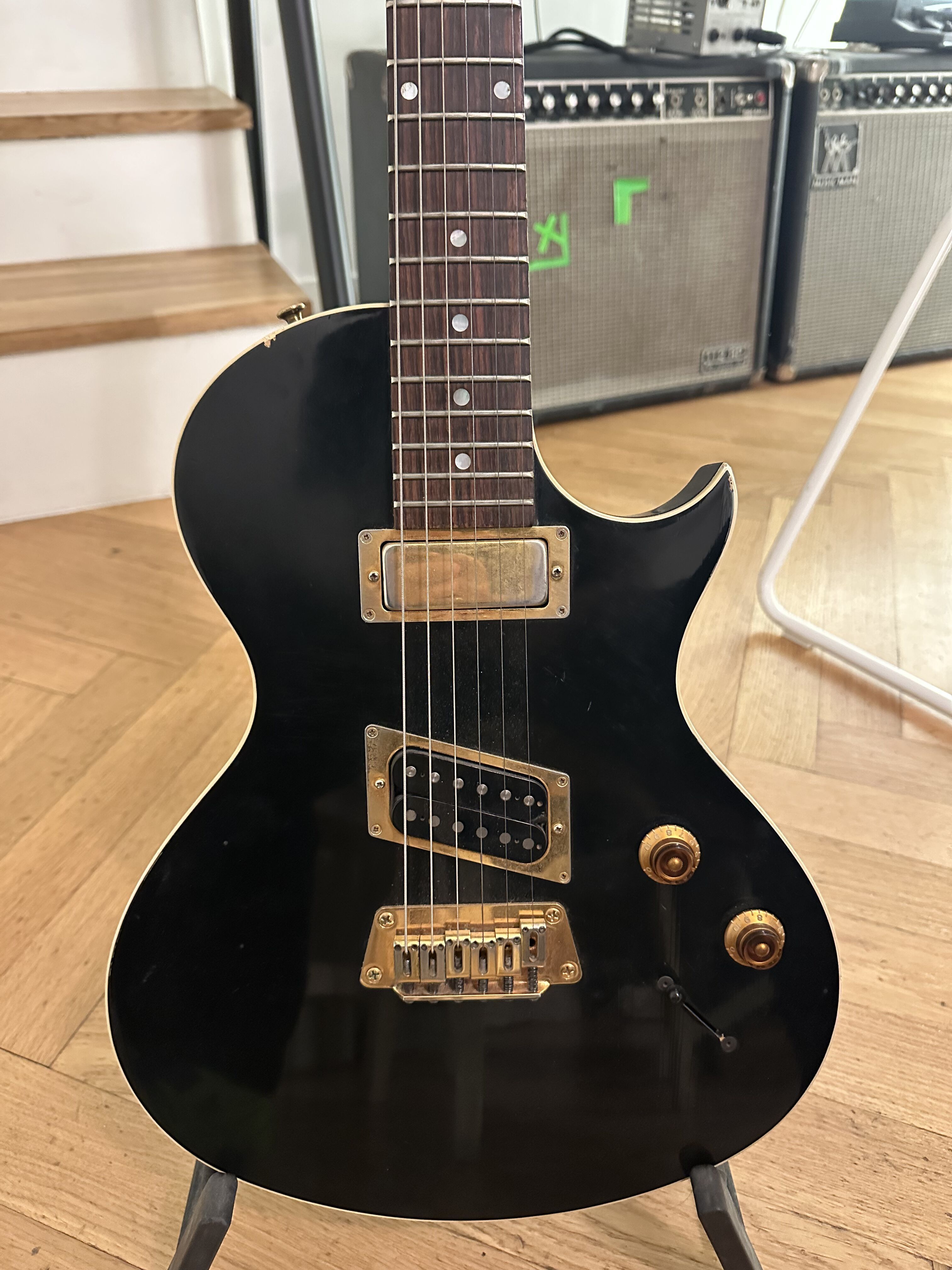 Vends Gibson Nighthawk Standard 1995