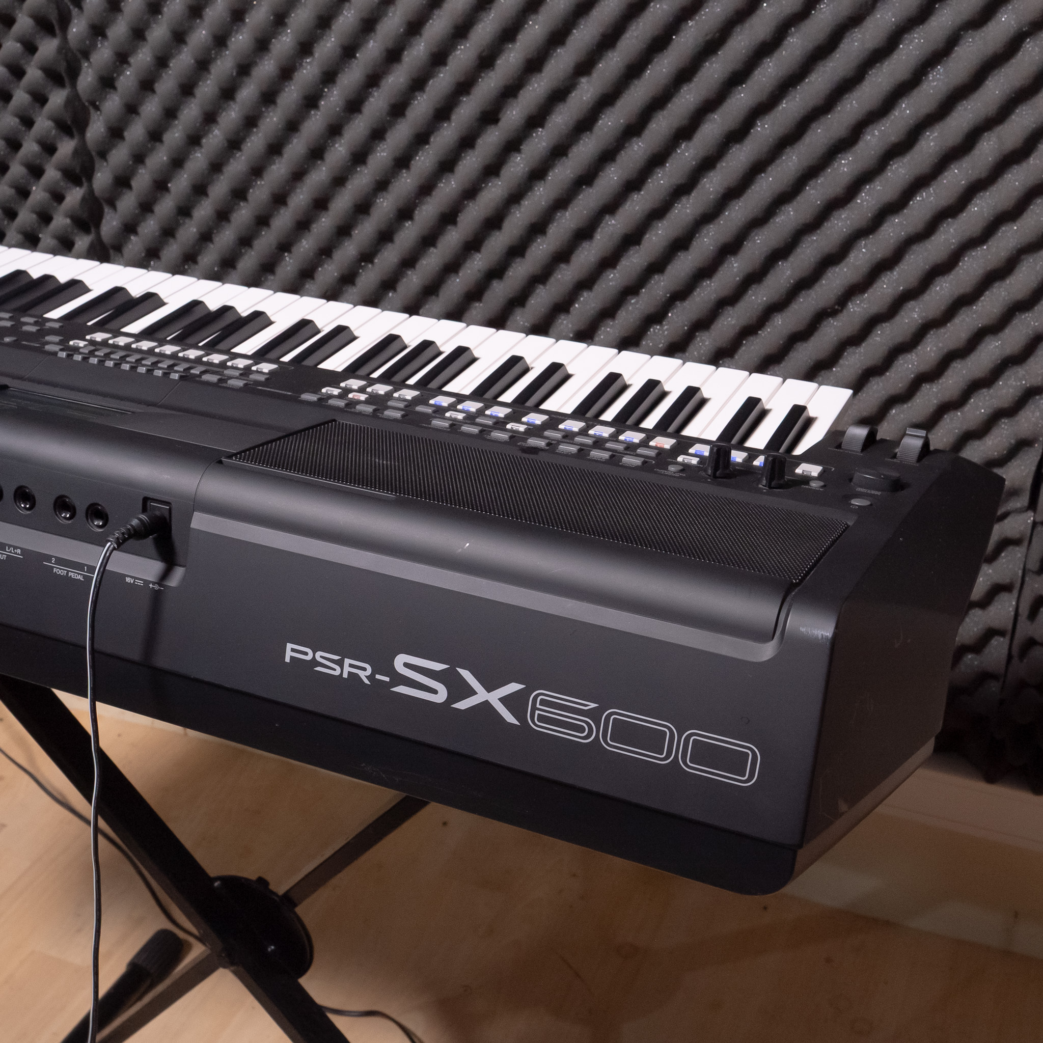 Yamaha PSR-SX600 (6885)