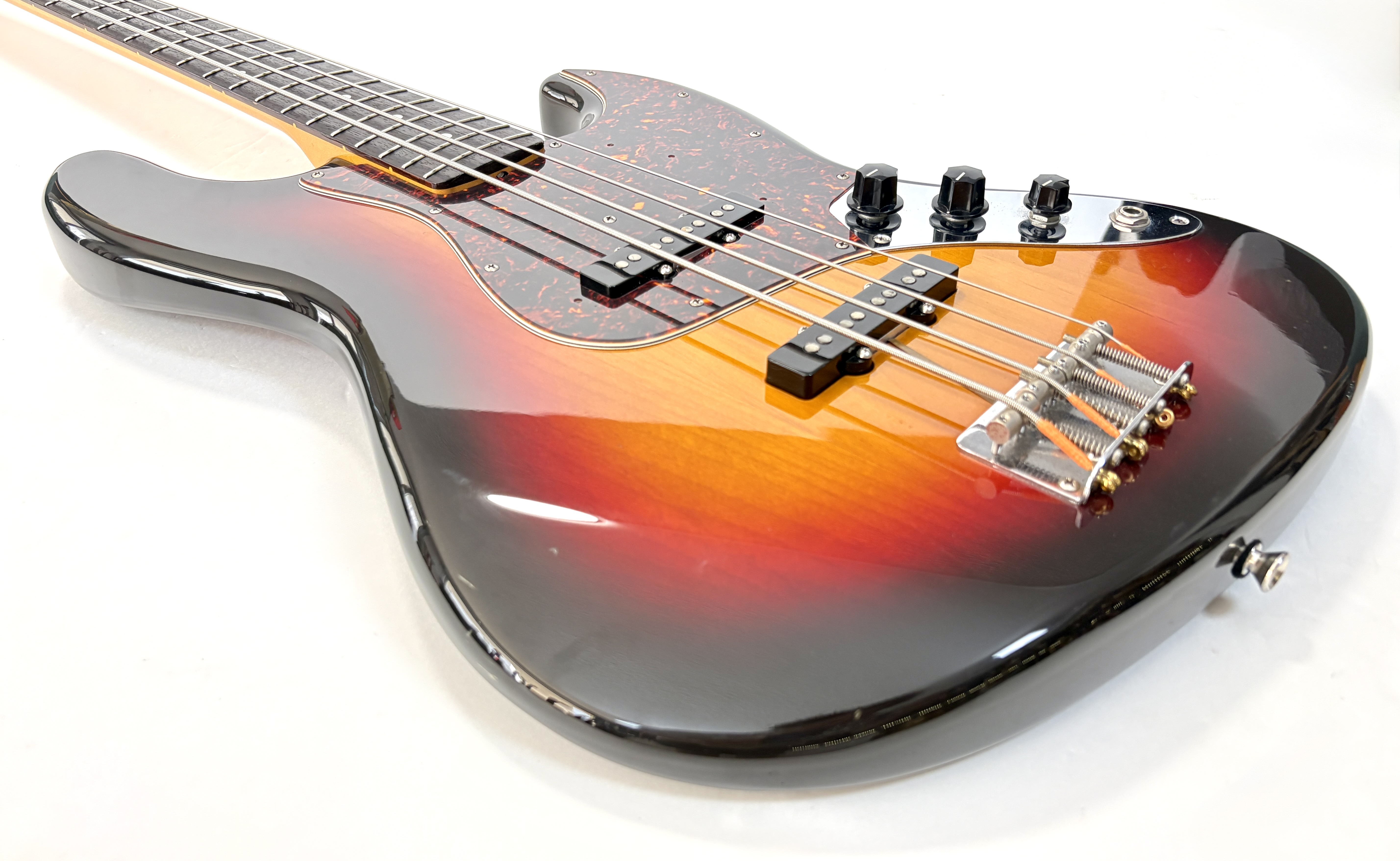 Fender JB62 (8050)