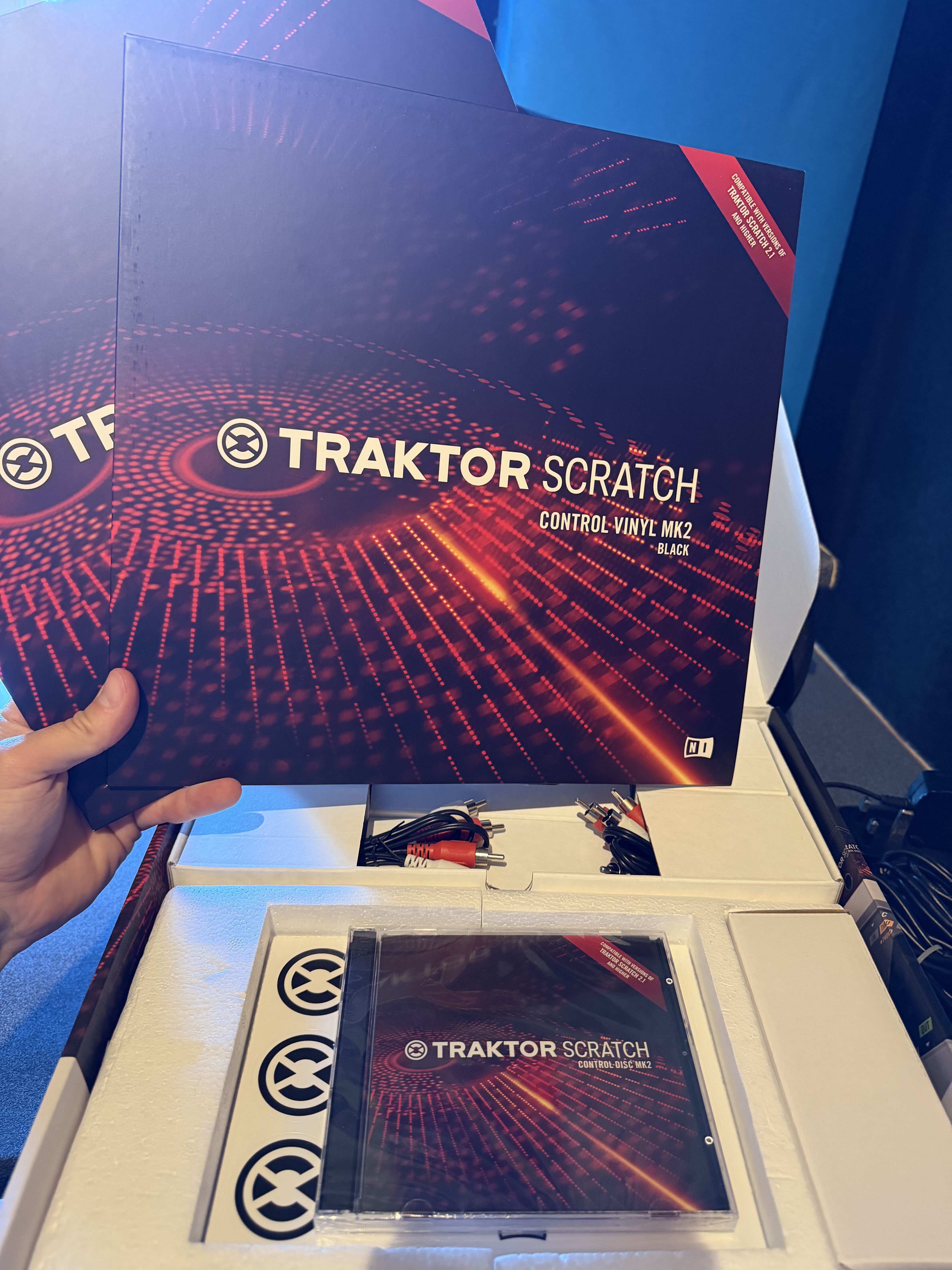 native-instruments-traktor-audio-10-6880419