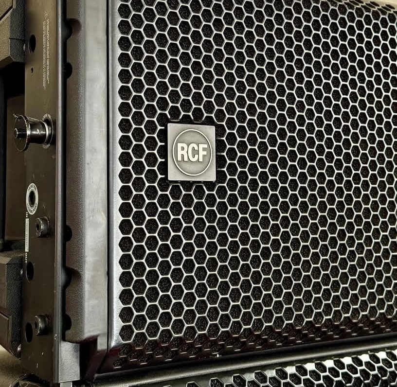 RCF HDL30-A   Excellent Condition 