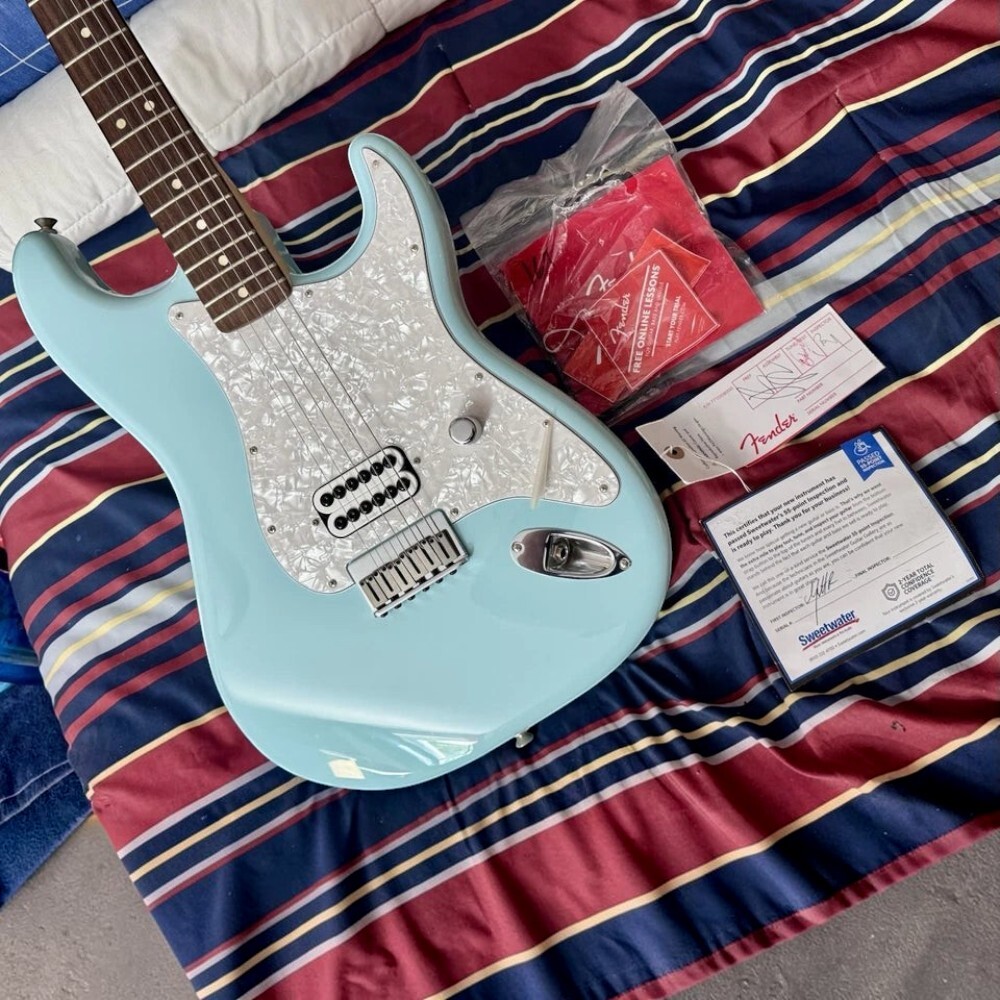 Guitare Stratocaster Tom Dilonge Édition Limitée Funder - 2023 - Cloches Funéraires
