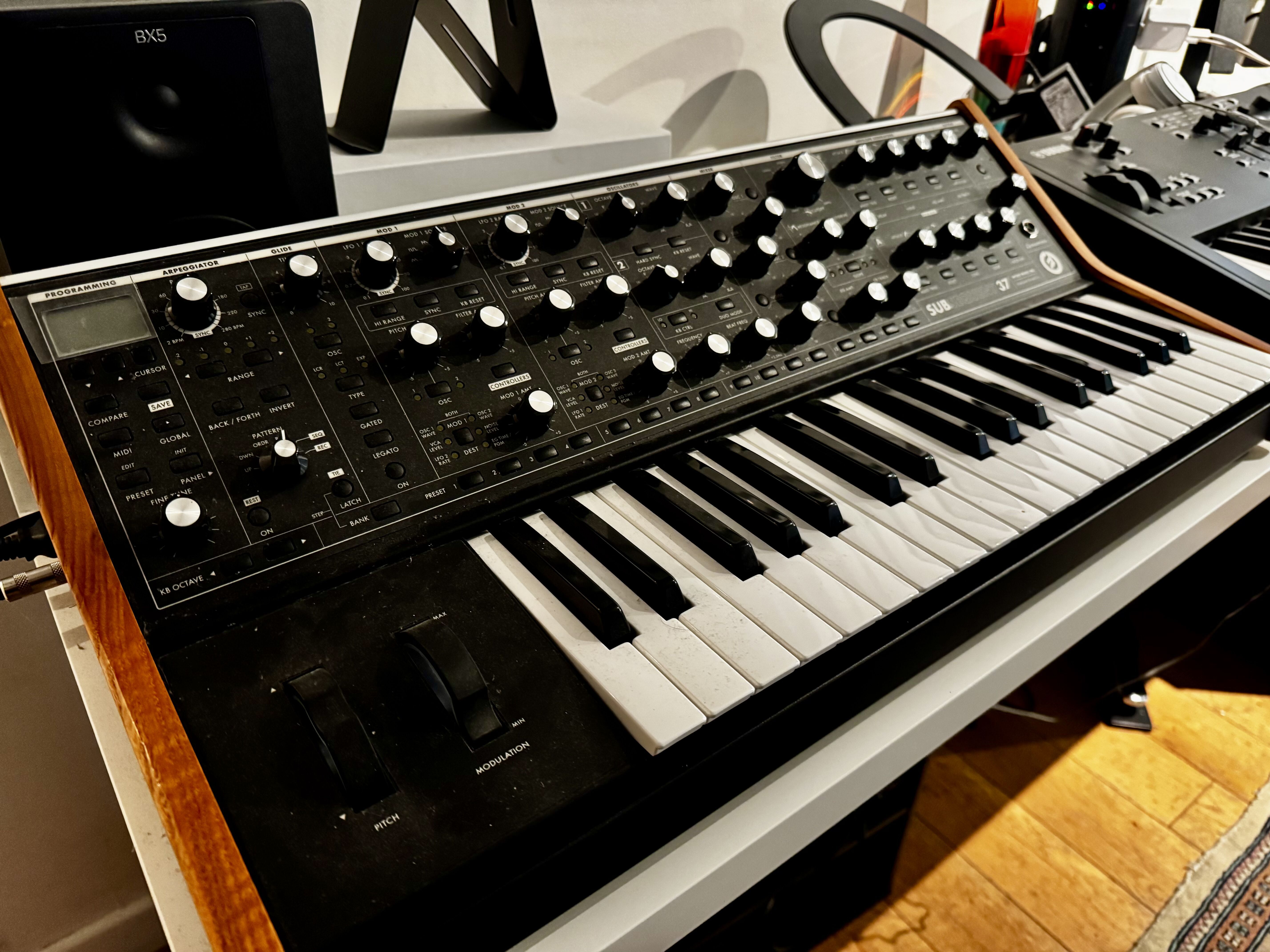 Vds Moog Subsequent 37