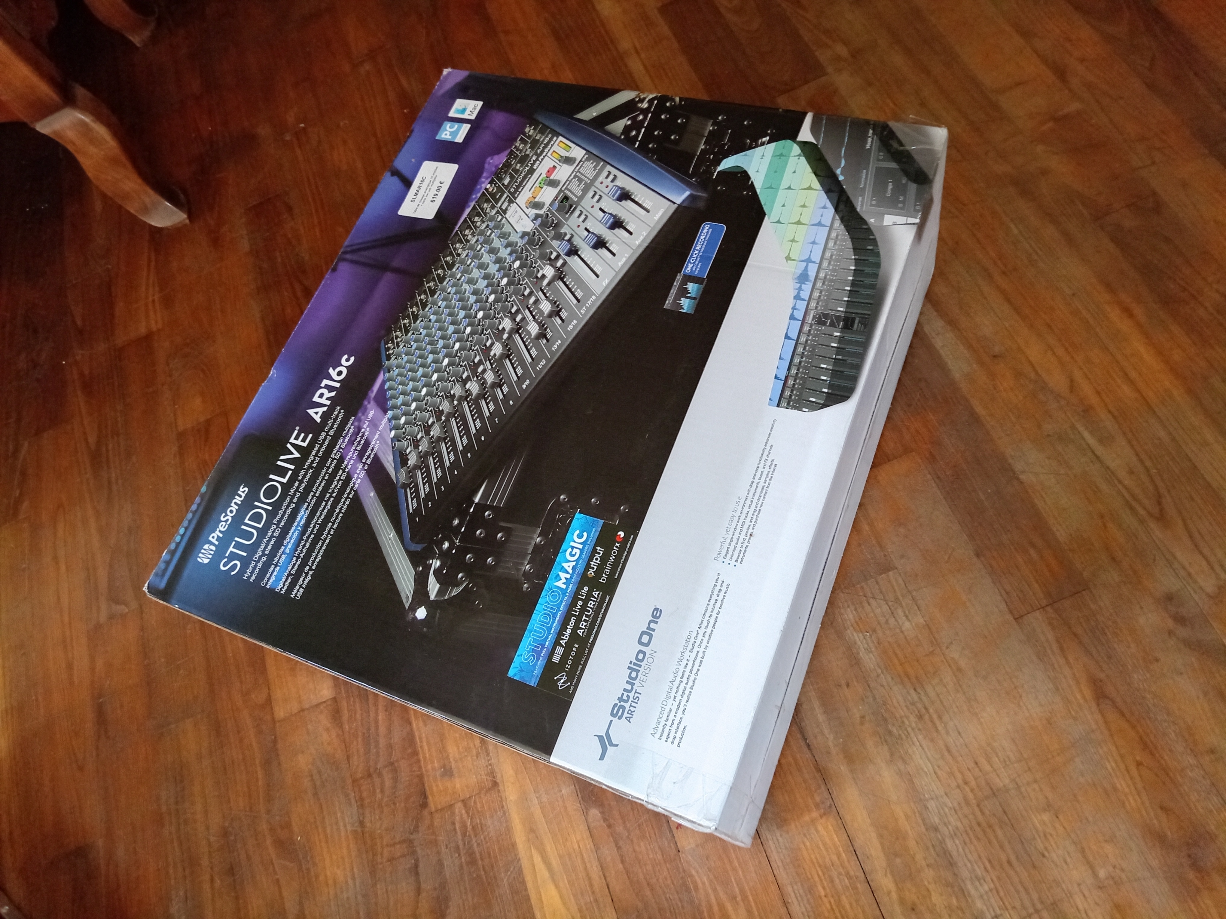 Vends table de mixage / carte son usb PRESONUS " Studio live Presonus AR16 C " 18 canaux