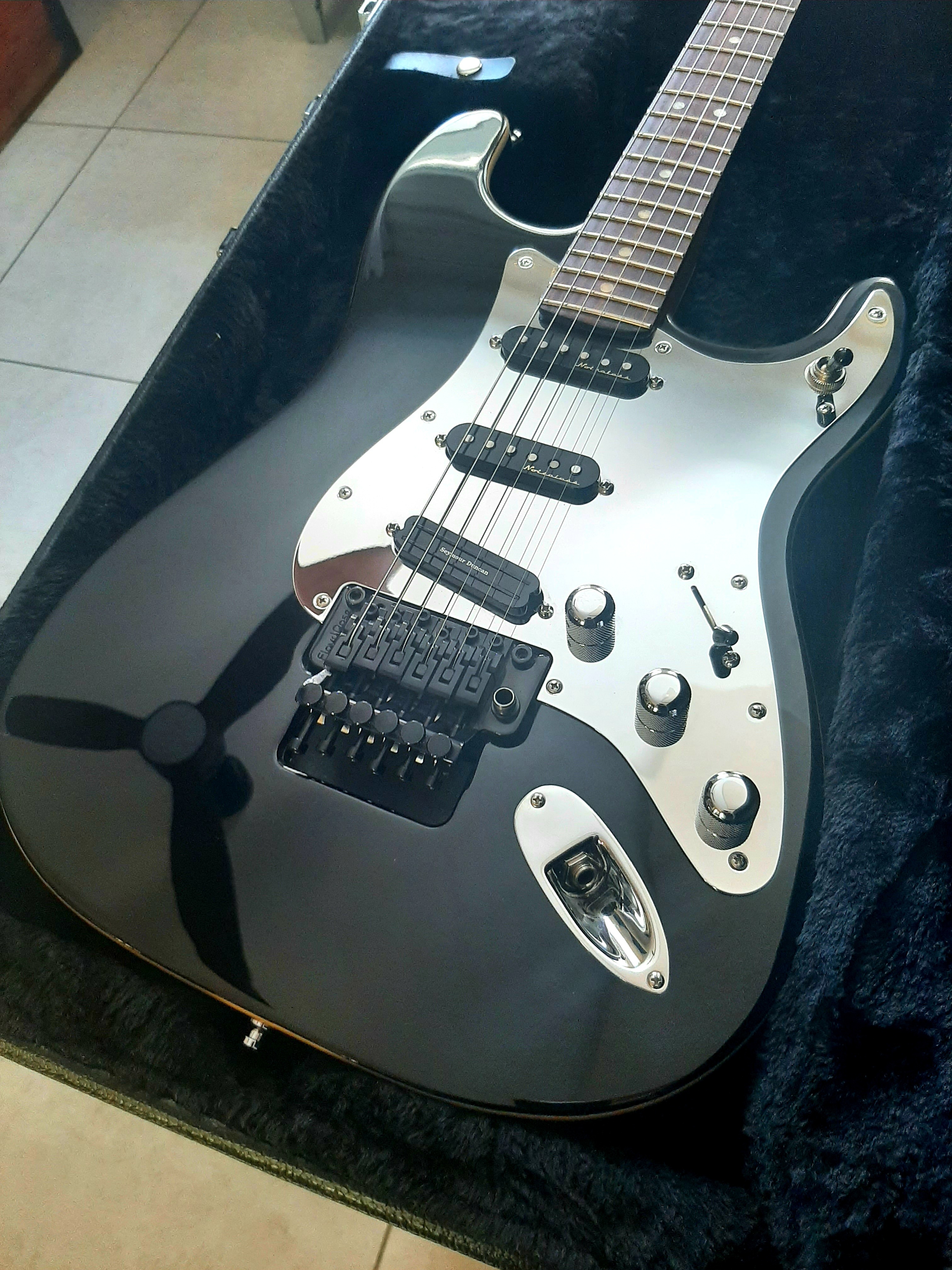Fender Tom Morello Stratocaster (71946)