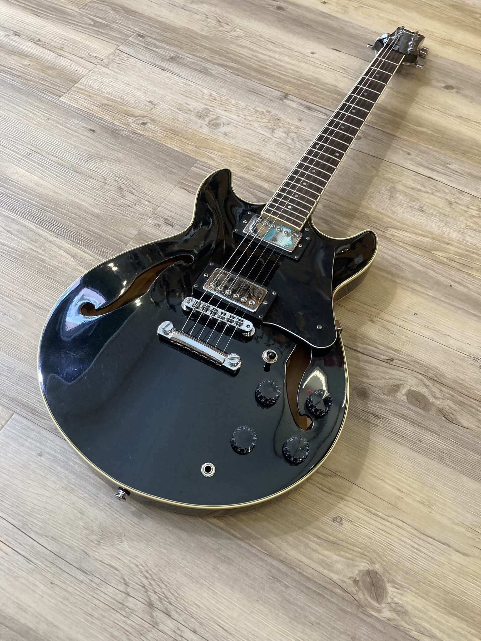 Ibanez AM50  (2294)