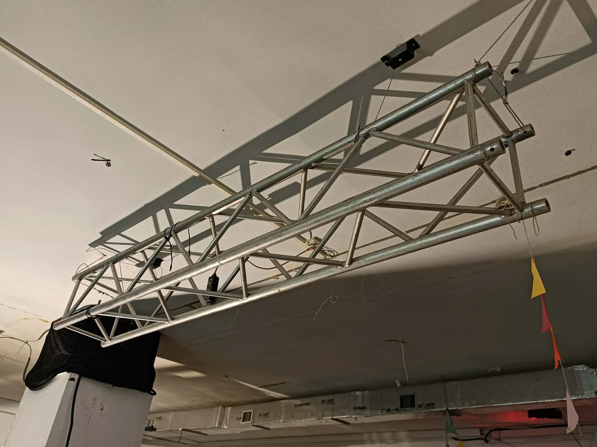 Structure aluminium carrée type truss – 3 m – 40 × 40 cm
