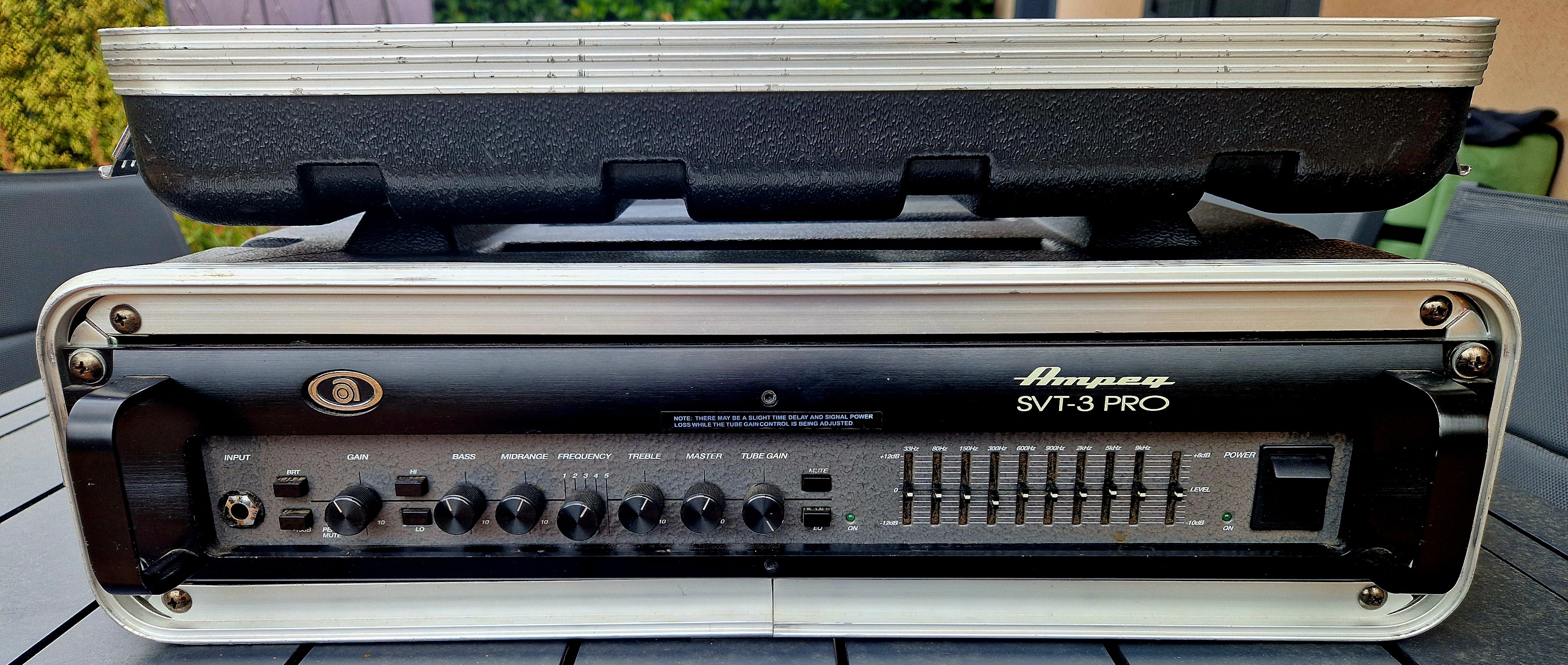 Ampeg SVT-3PRO + RACK FLY RIGIDE