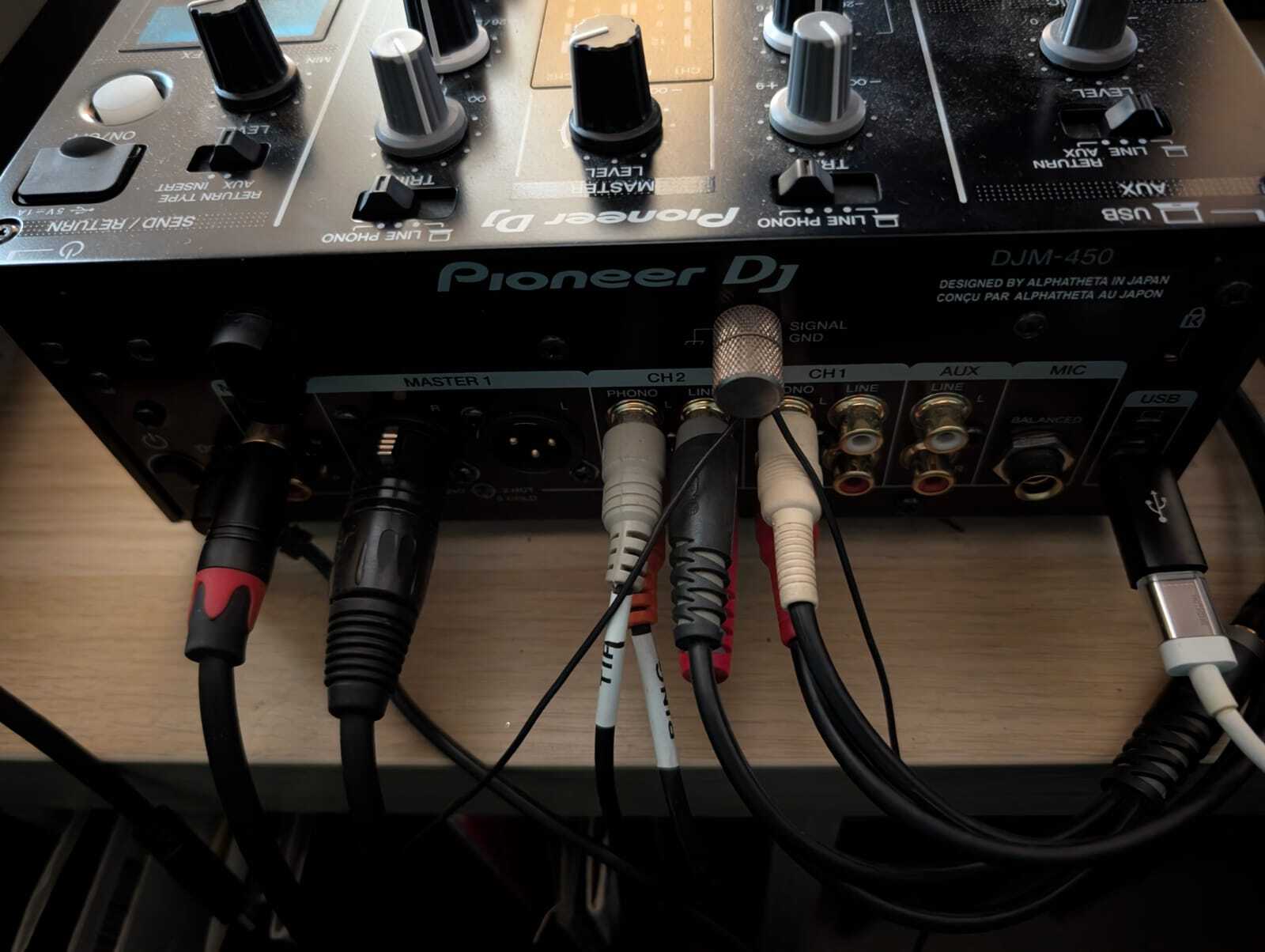 Table de mixage Pioneer DJM 450