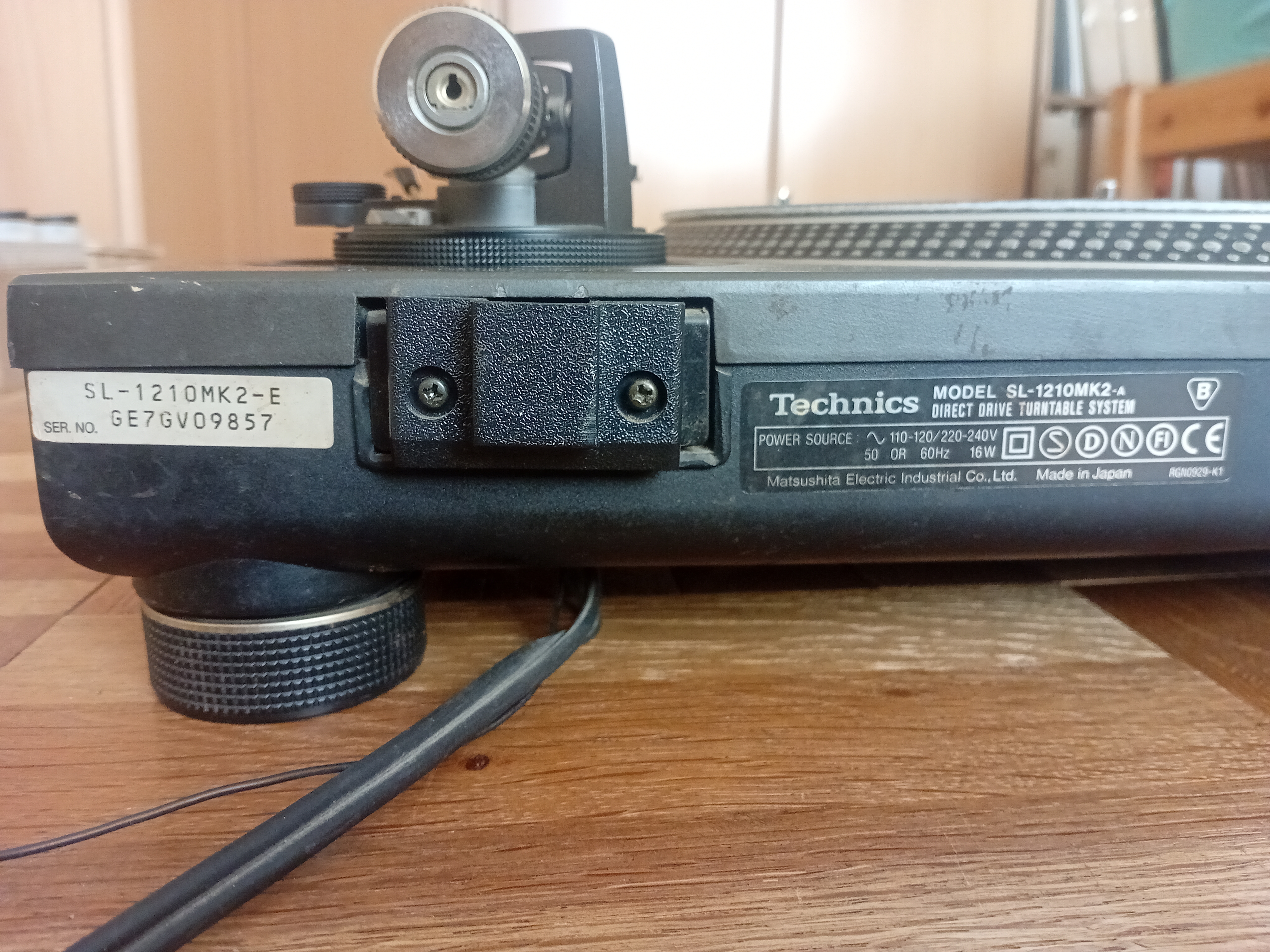 Technics SL-1210 MK2 (97529)