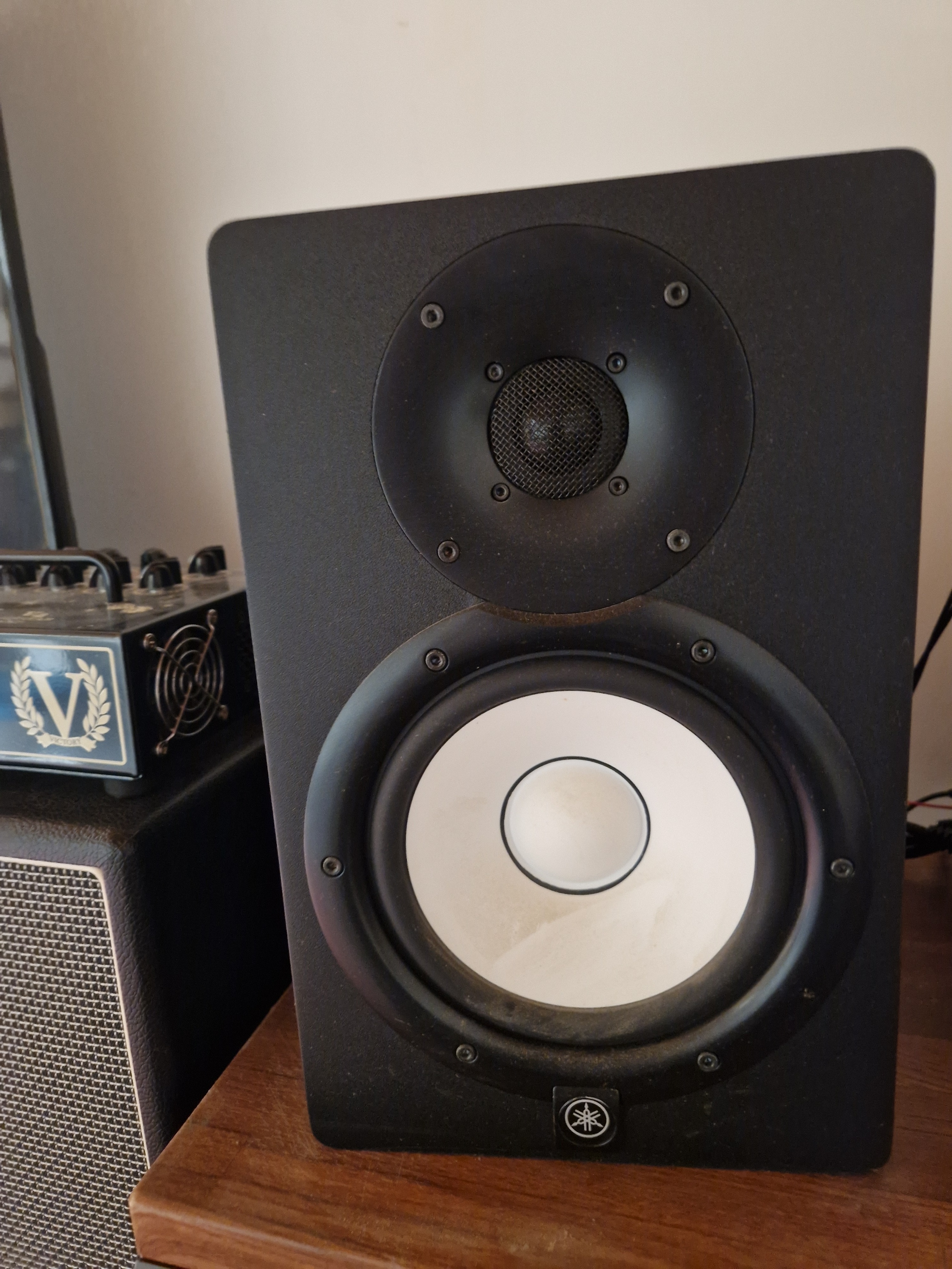 Yamaha hs7 monitoring actives