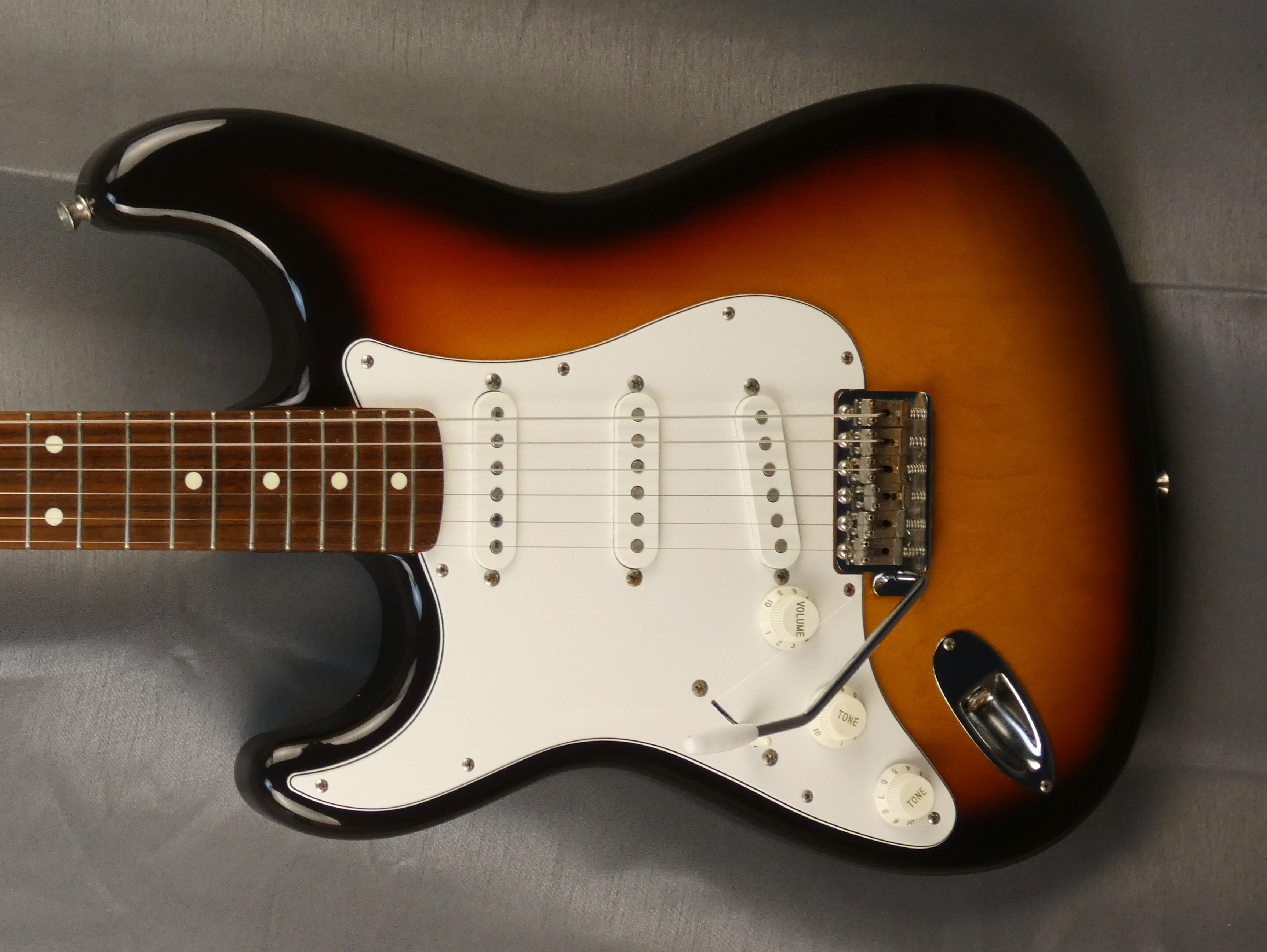 fender stratocaster ST'62-65 Lh 3TS japon japan import gaucher left hand (4)